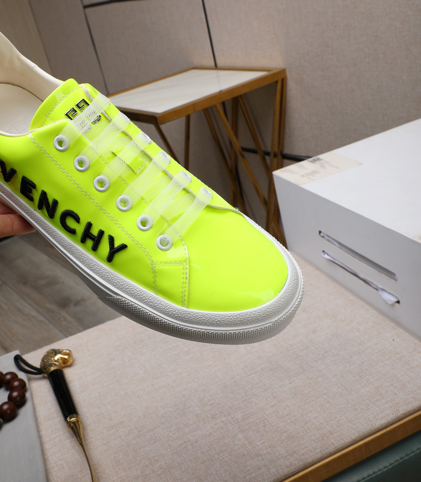 Givenchy Casual Sneakers, Neon Yellow Leather, Size 38-44, Slip-on Style 9 i1732862436 6103 2