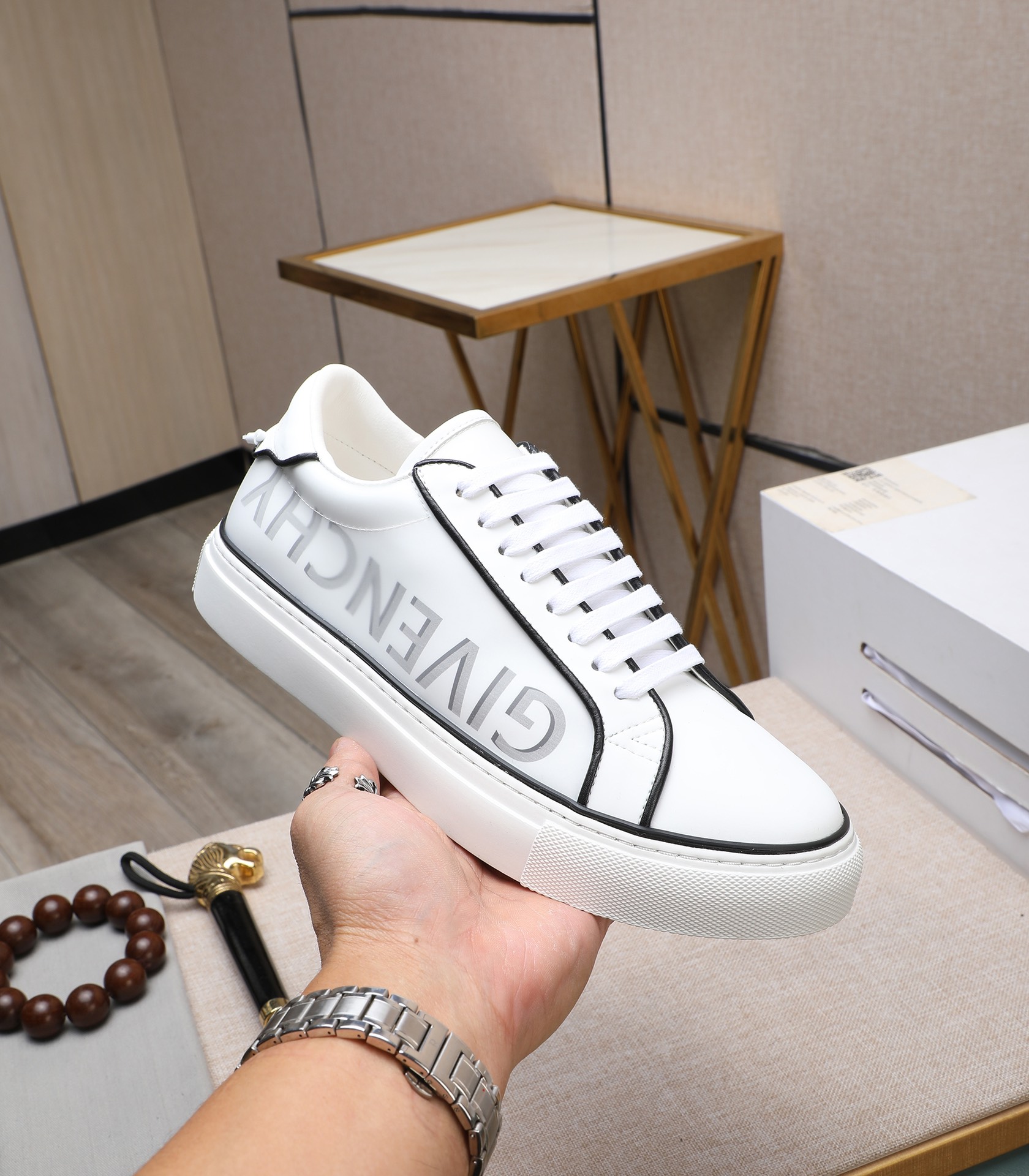 Givenchy White Leather Urban Street Style Sneakers 6 i1732862453 8258 1