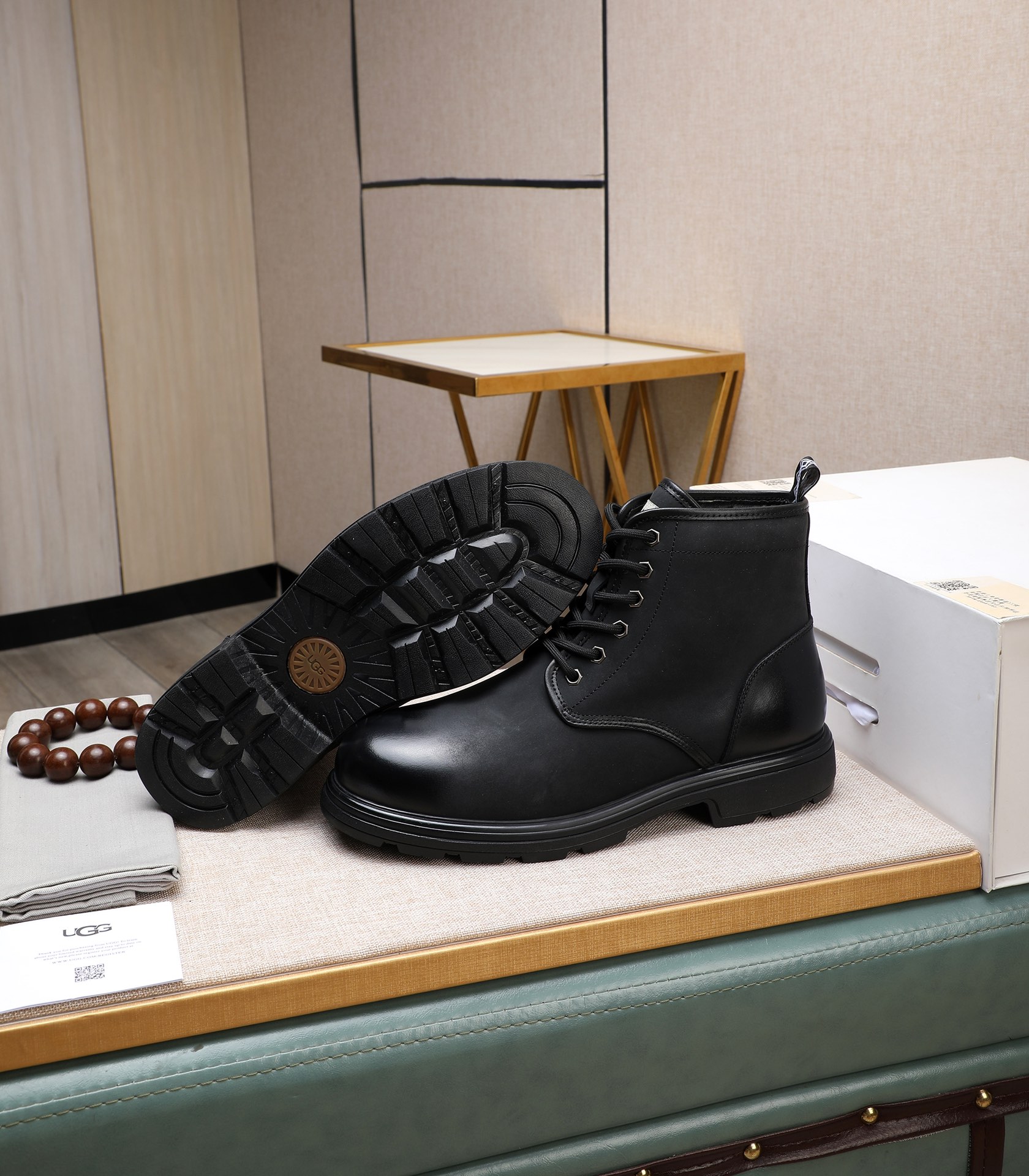 [UGG Men