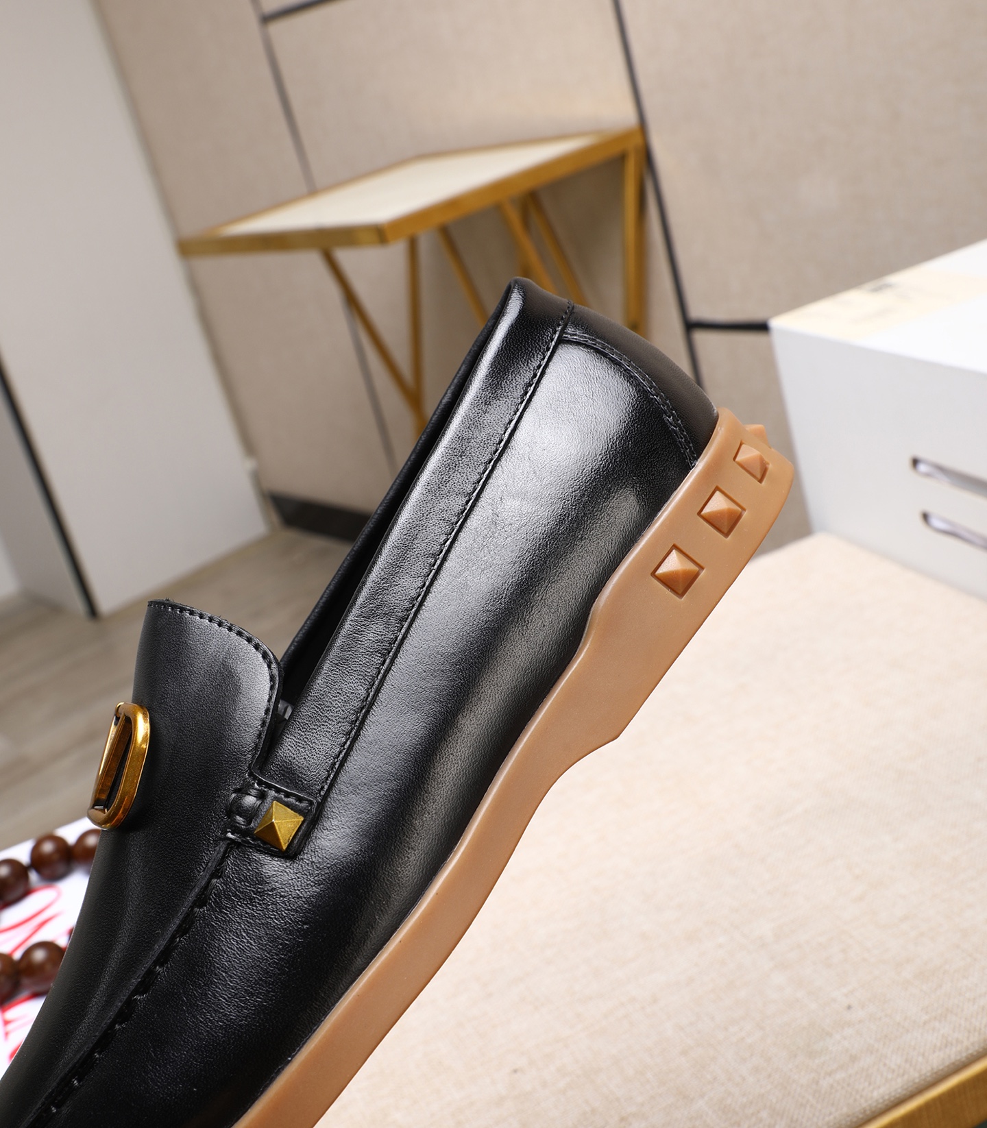 Valentino Garavani Men's Leather Loafers with Gold Logo Accent 9 i1742198567199 8115 0 7