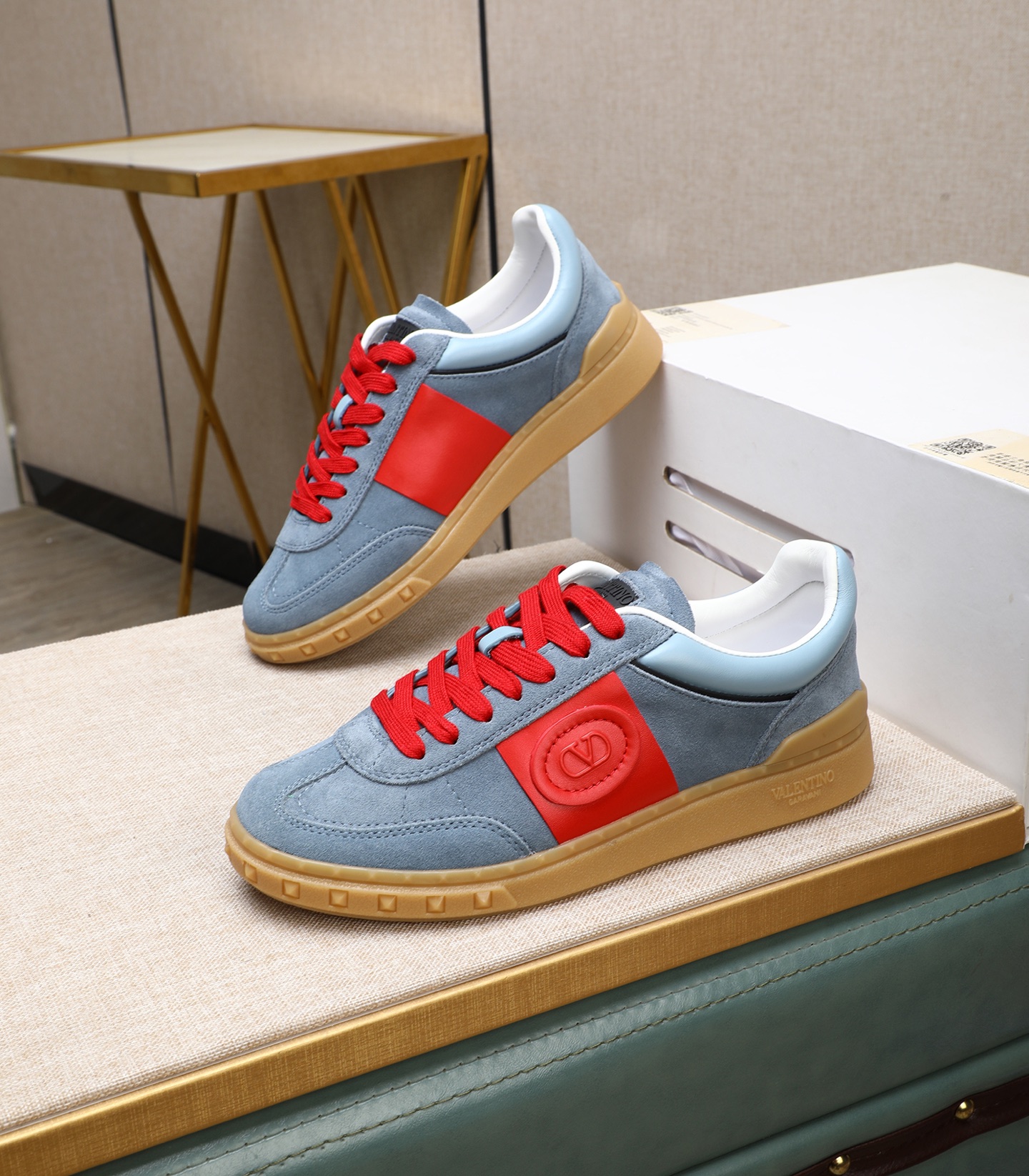 Valentino Garavani UPVILLAGE Leather Sneakers Casual Style Couple Model 2 i1742542894485 1366 0 0