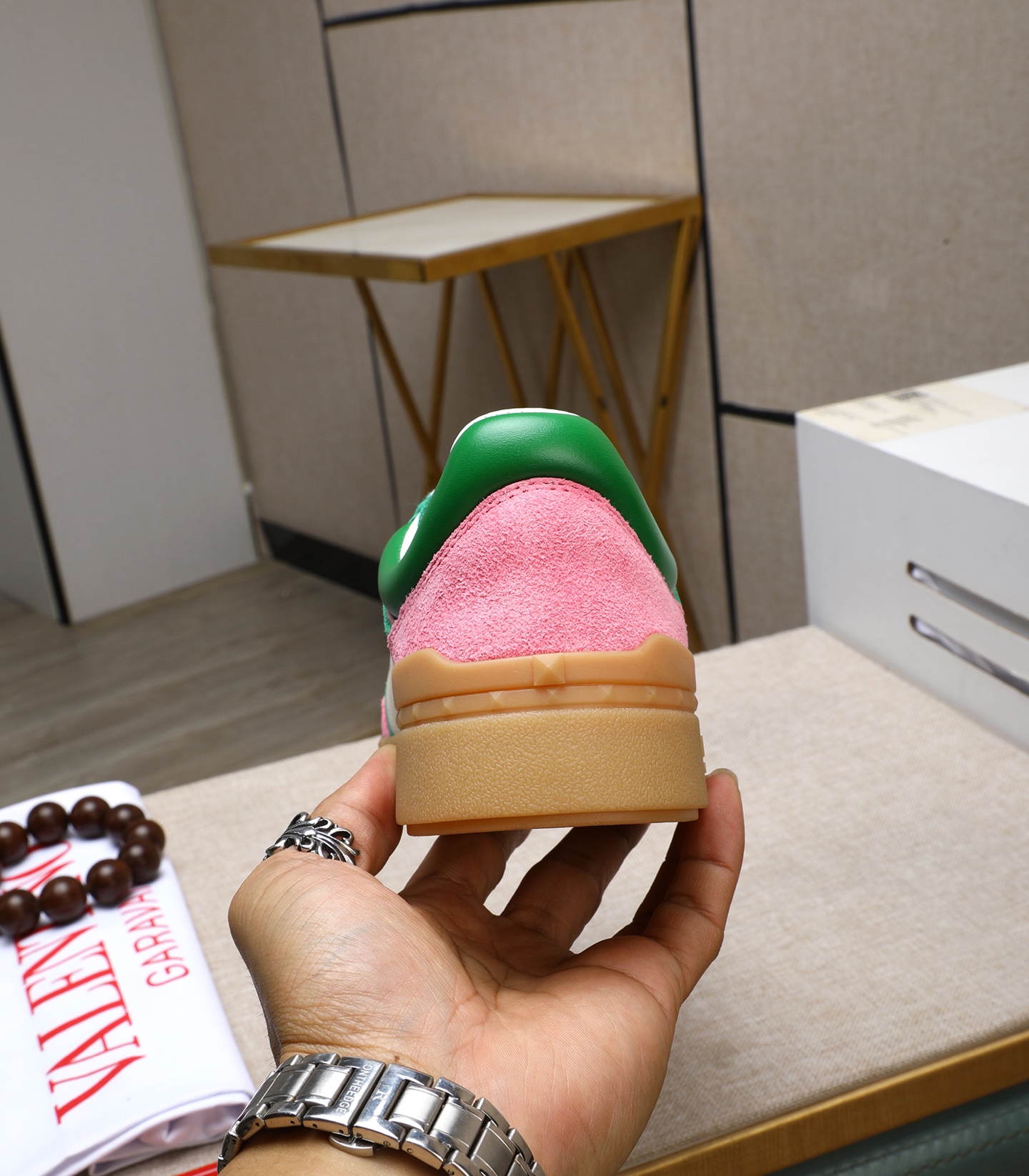 Valentino Garavani UPVILLAGE Leather Sneakers - Stylish Couple Shoes 10 i1742542991899 5766 0 8