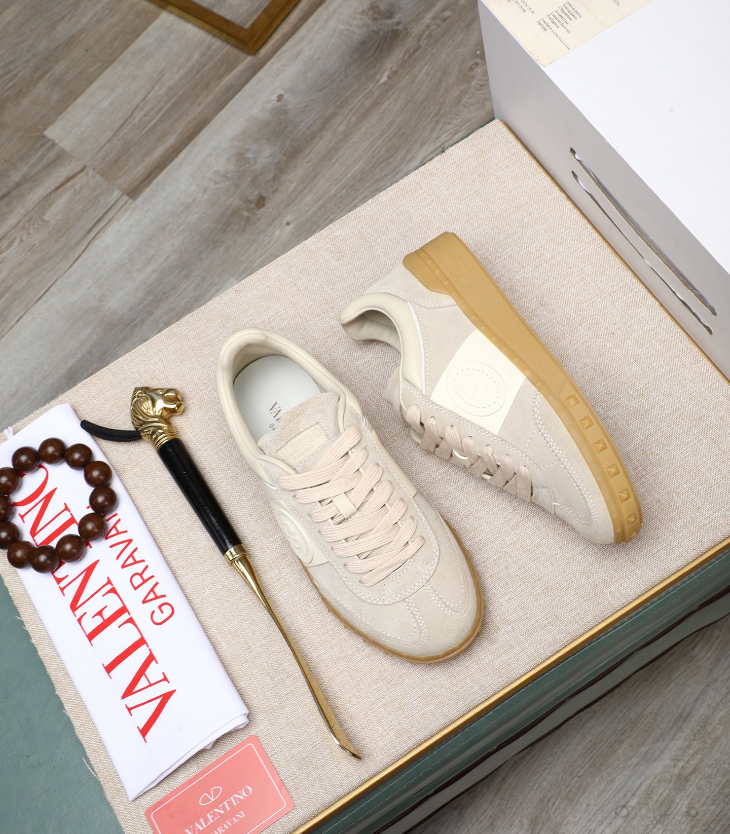 Valentino Garavani Upvillage Leather Sneakers Couple Style Casual Shoes 3 i1742543051004 2707 0 1