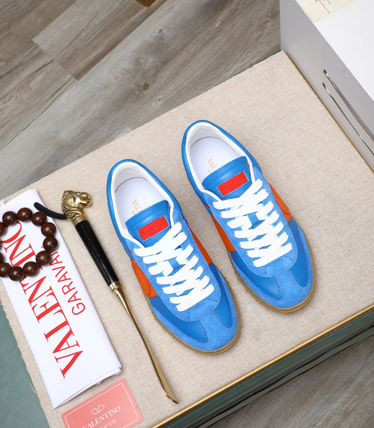 Valentino Garavani Upvillage Leather Sneakers, Couple Style Casual Shoes 4 i1742543087005 7474 0 2