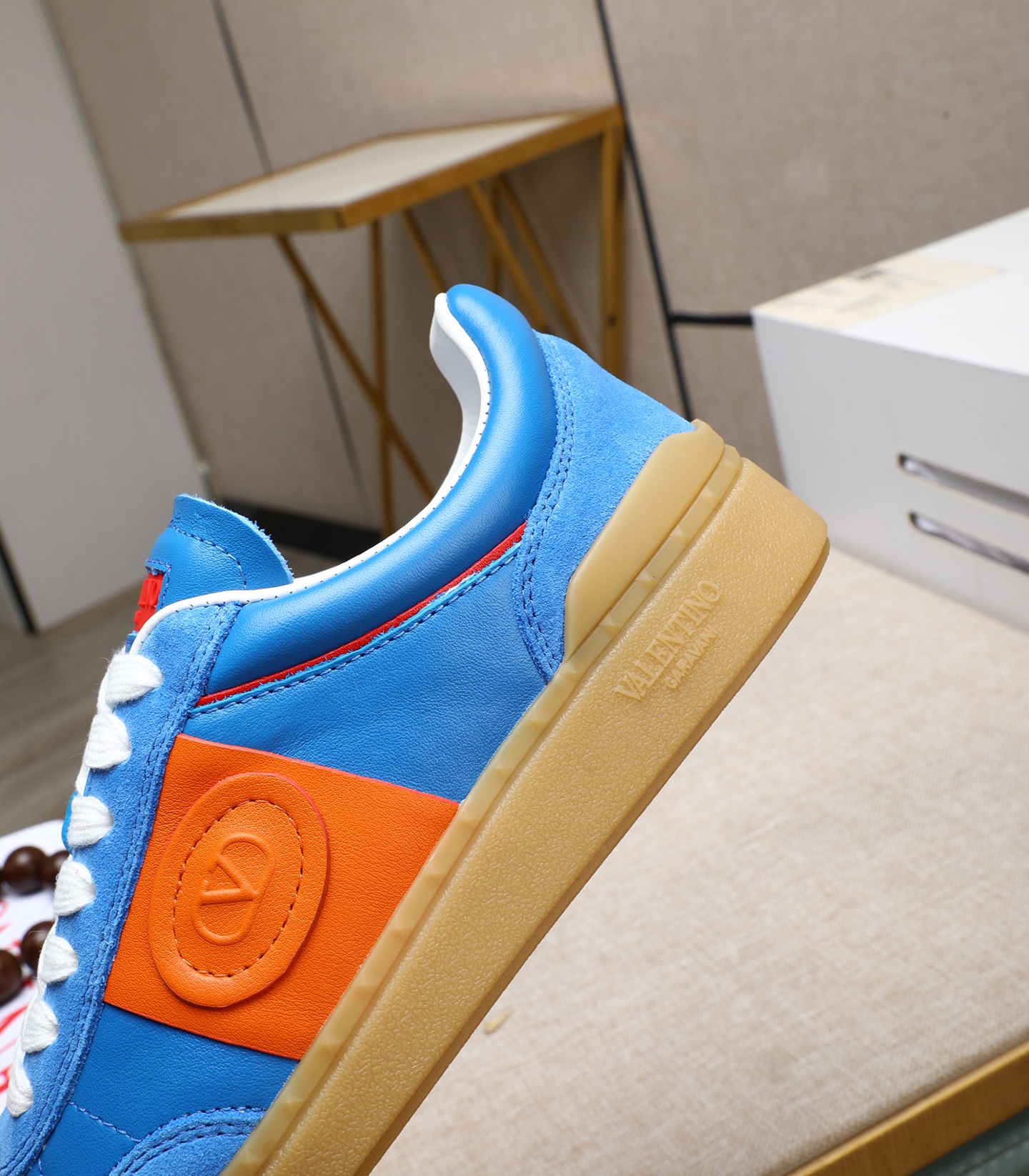 Valentino Garavani Upvillage Leather Sneakers, Couple Style Casual Shoes 10 i1742543087029 4310 0 8