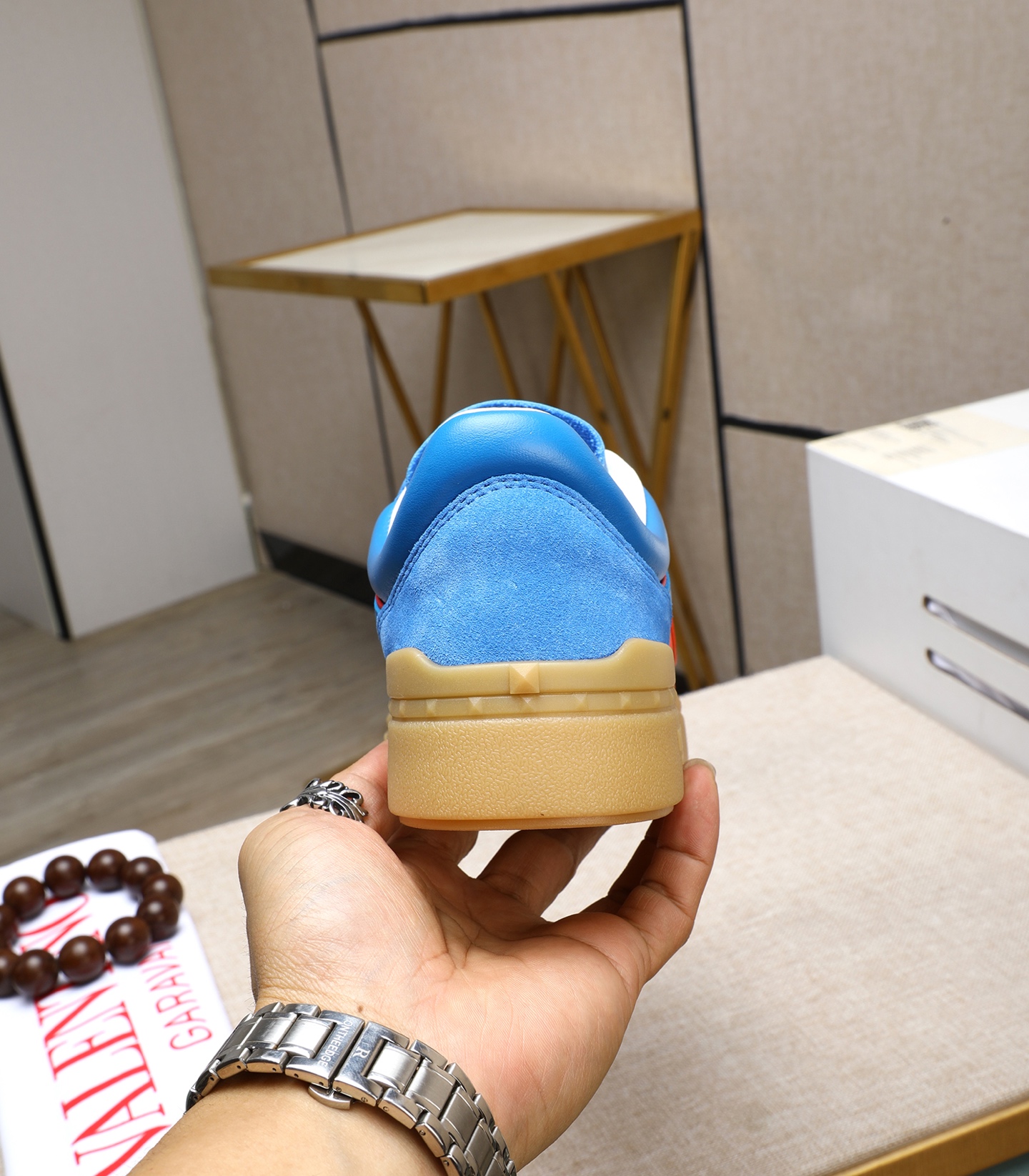 Valentino Garavani Upvillage Leather Sneakers, Couple Style Casual Shoes 9 i1742543087730 9701 0 7