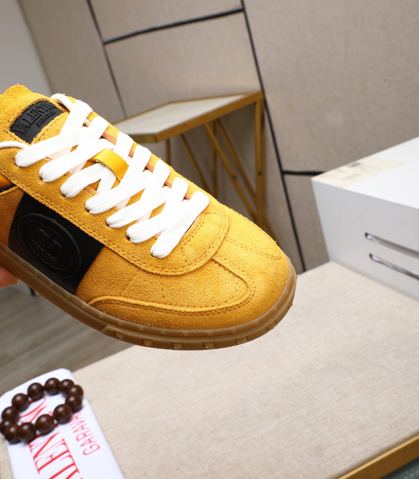 Valentino Garavani Upvillage Leather Sneakers Yellow/Black Couples Edition 10 i1742543101087 7413 0 8