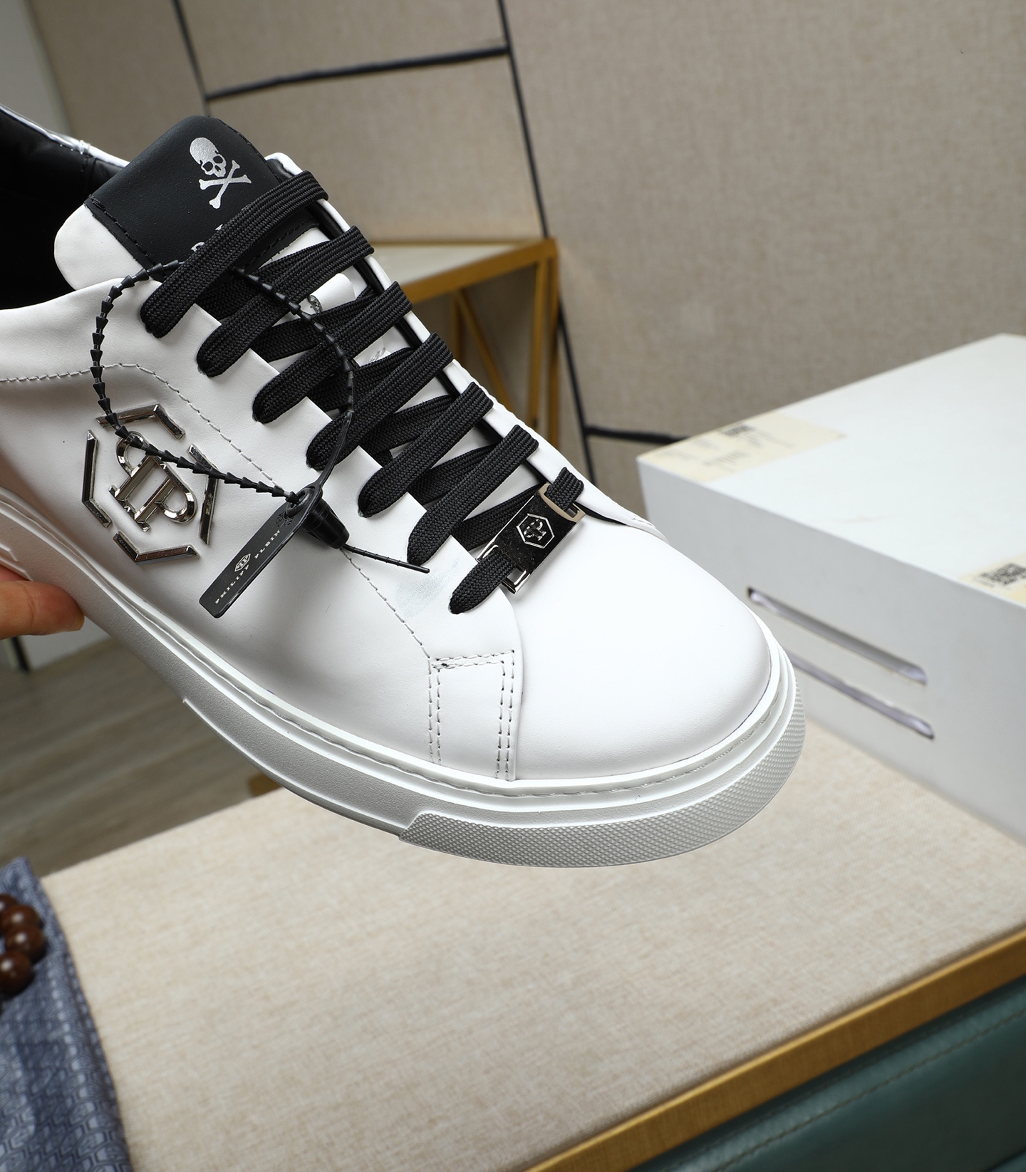 Philipp Plein White Leather Sneakers with Metal Logo and Punk Details 10 i1743147934544 3281 0 8