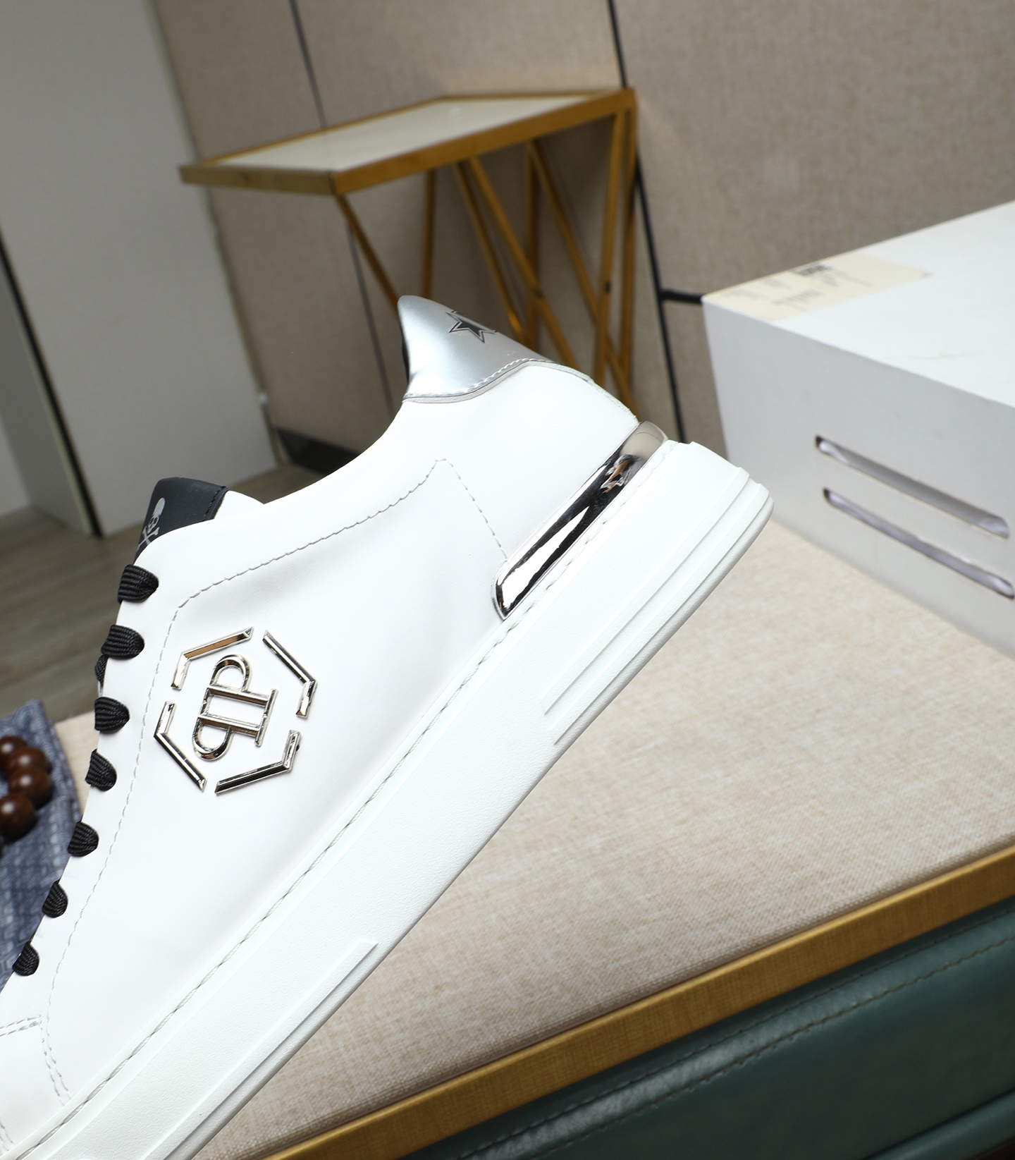 Philipp Plein White Leather Sneakers with Metal Logo and Punk Details 9 i1743147935493 9853 0 7