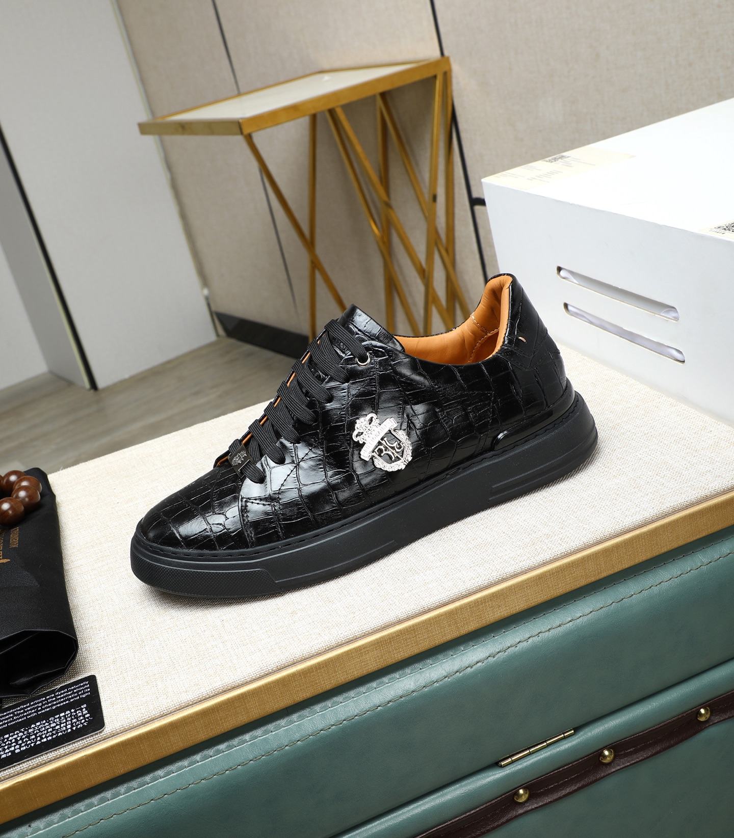 Philipp Plein Men's Black Crocodile Embossed Leather Low-Top Sneakers 7 i1743148174827 6492 0 5
