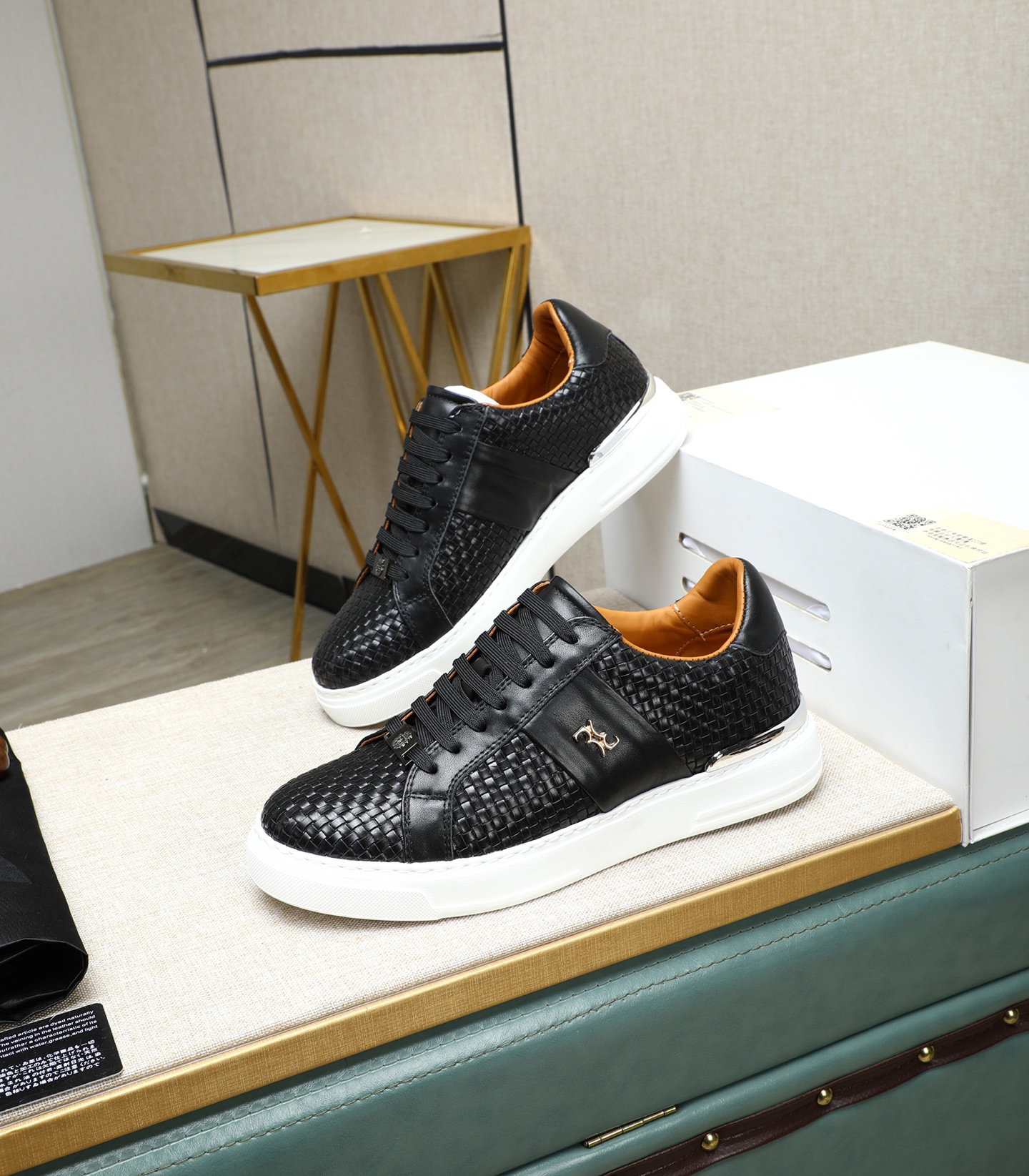 Philipp Plein Men's Leather Sneakers - Punk Style, Size 39-45 1 Philipp Plein Men's Leather Sneakers - Punk Style, Size 39-45