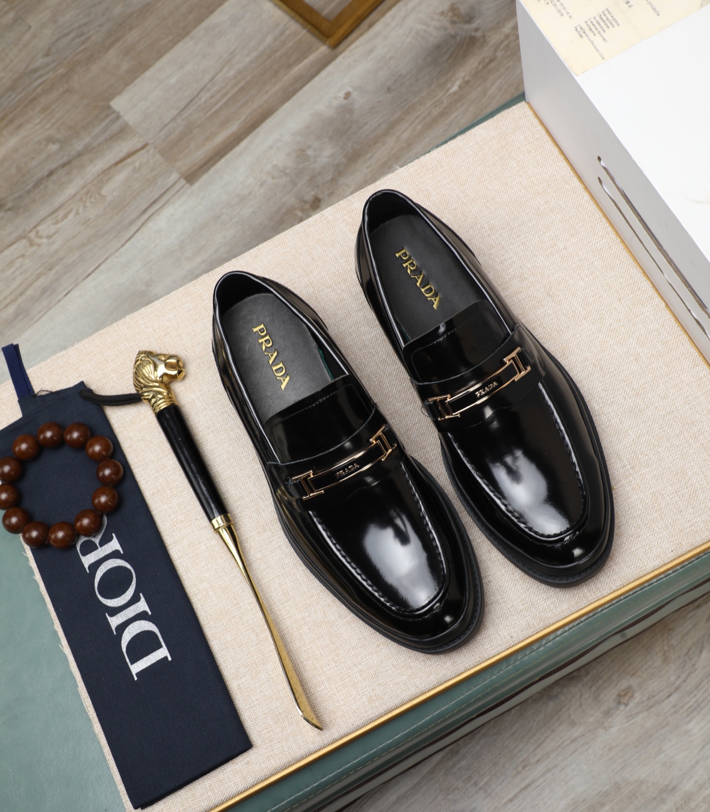 NO:276506,(Water-dyeed beef) PRADA high-end counter latest style, the highest quality of the original business leather shoes!  Imported Italian top layer calf leather fabric cowhide inner original large bottom formal size: 3844 (45 customized), prada, cowhide19860909（水染牛里）PRADA高端 专柜最新款 正装商务皮鞋原版最高品质！进口意大利头层小牛皮面料牛皮内里 原版大底 正装码数:3844(45订做),,prada,cowhide,Men's shoes