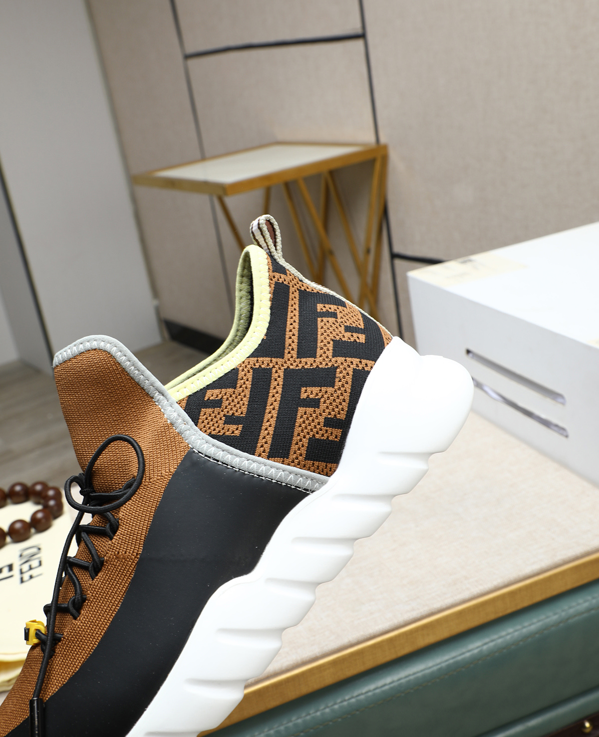 Fendi Tag Series Men's Casual Mesh Sneakers - Comfortable & Stylish 9 i1744188107931 8795 0 8