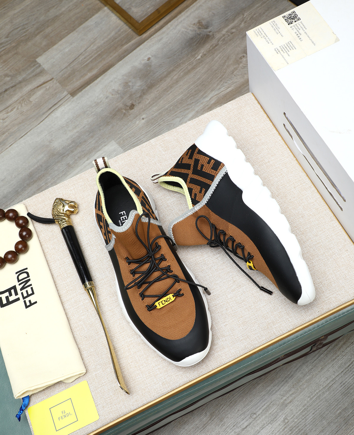 Fendi Tag Series Men's Casual Mesh Sneakers - Comfortable & Stylish 4 i1744188108666 5581 0 2