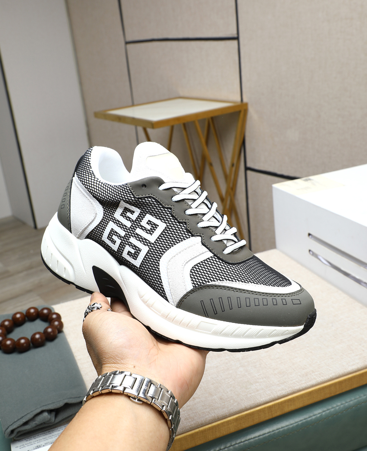 G I V E N C H Y Men's City Sport Sneakers in gray and white, sizes 38-44 6 i1744359425103 6133 0 4