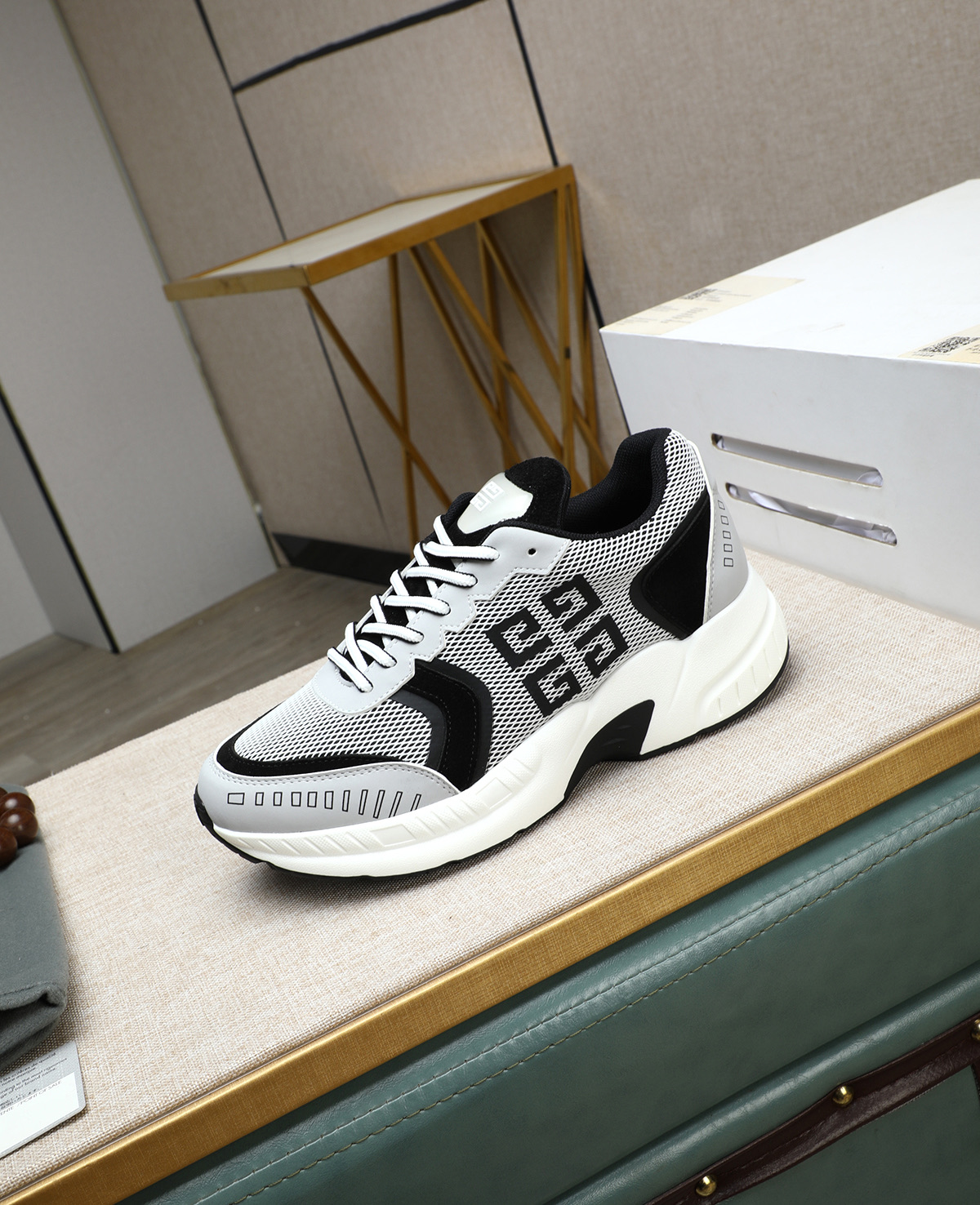 G I V E N C H Y Sneakers New Collection - Authentic Design, Sizes 38-44 7 i1744359463102 3519 0 5