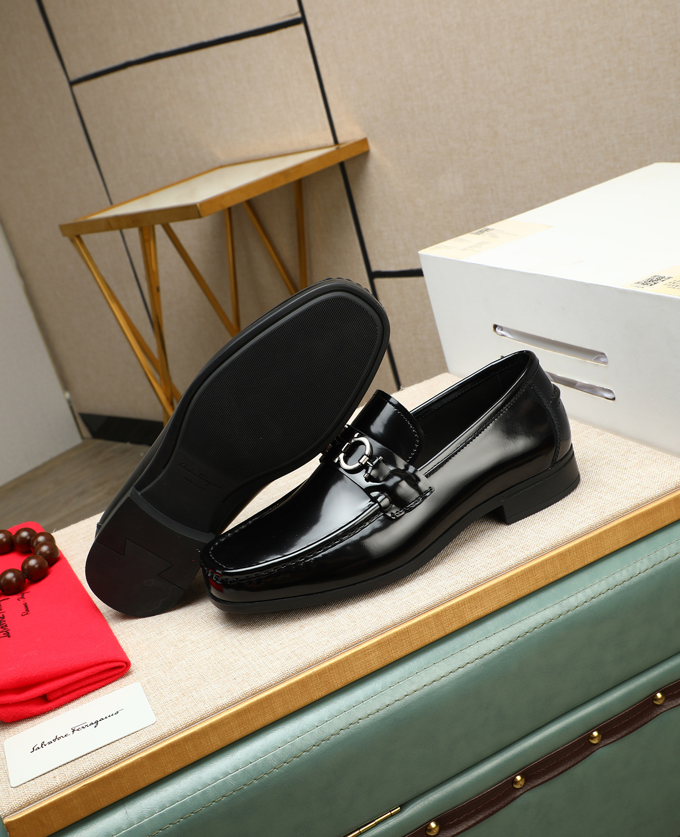 Ferragamo Men's Formal Leather Loafers - Elegant & Comfortable Slip-Ons 5 i1744790193835 2444 0 3