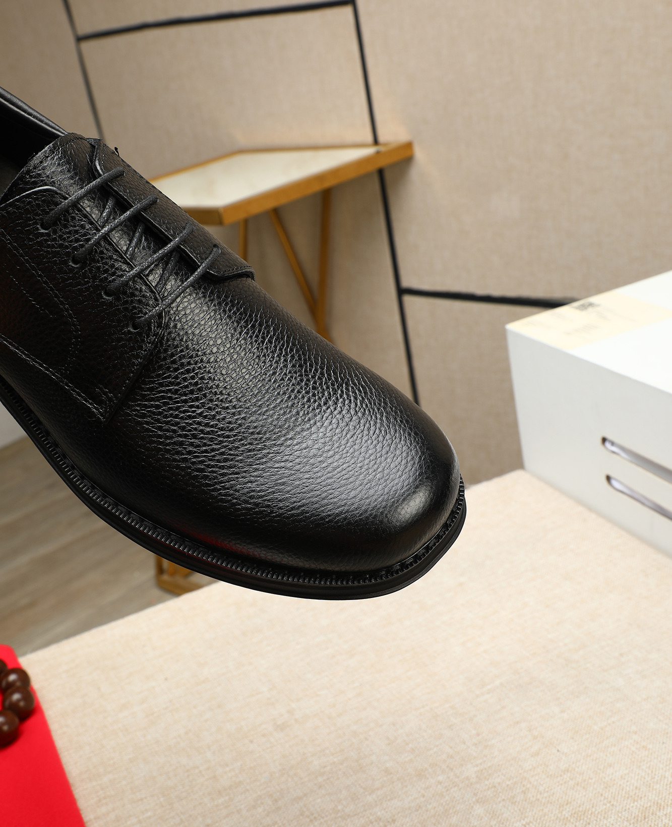 Ferragamo Men's Black Leather Dress Shoes, Classic Lace-up Style 9 i1744790471606 4121 0 7