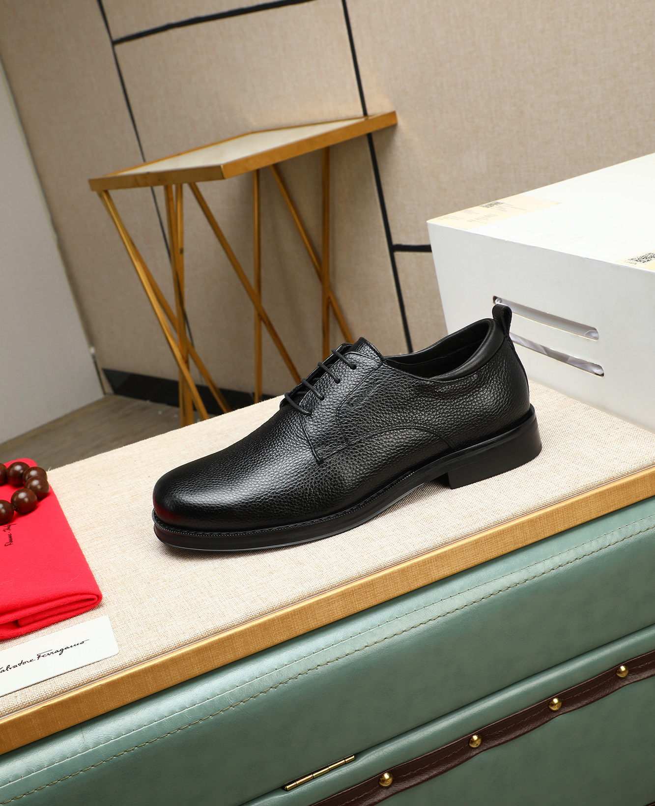 Ferragamo Men's Black Leather Dress Shoes, Classic Lace-up Style 7 i1744790471704 5355 0 5