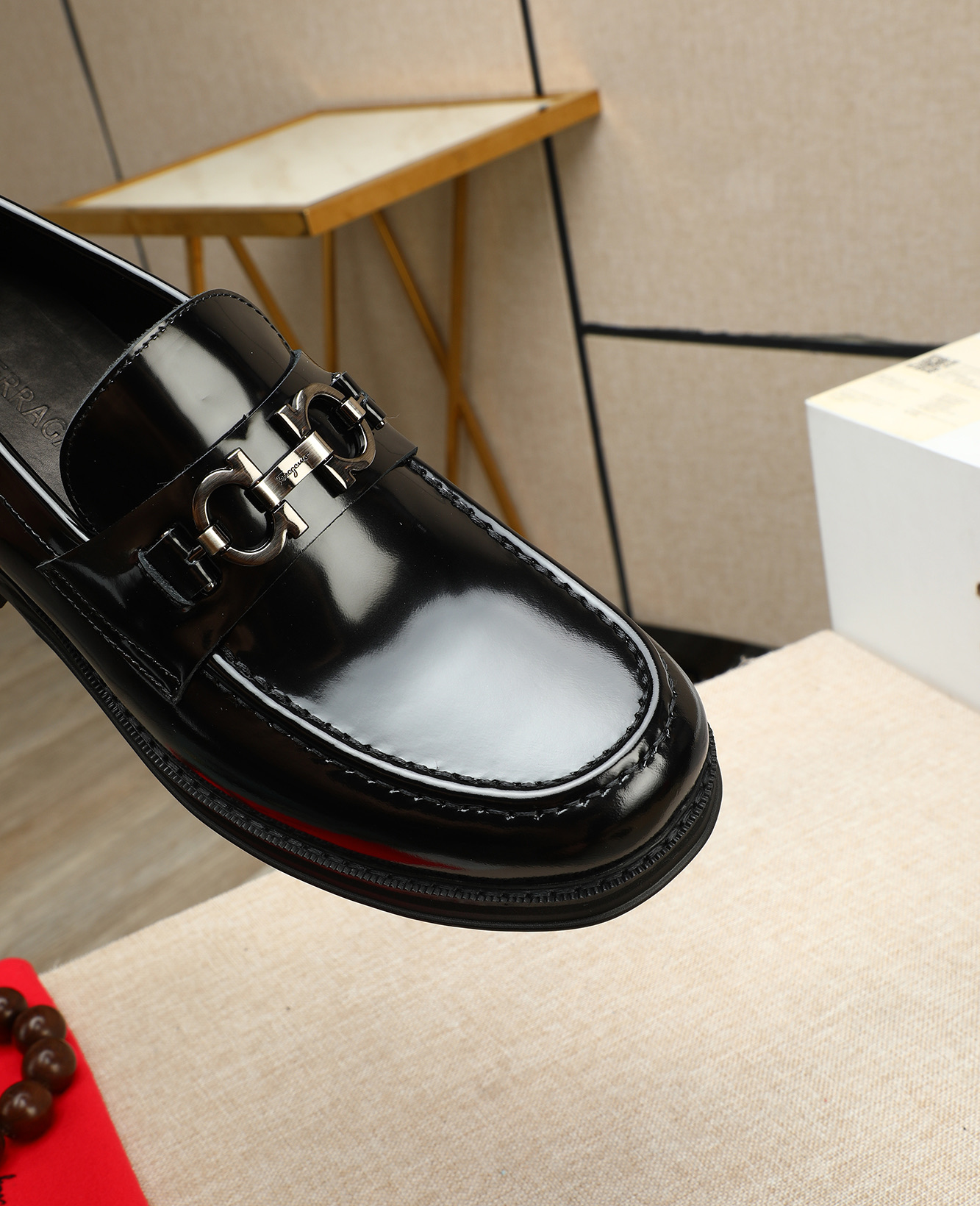 Salvatore Ferragamo Men's Formal Leather Loafers - Classic Elegant Style 8 i1744790520244 136 0 6