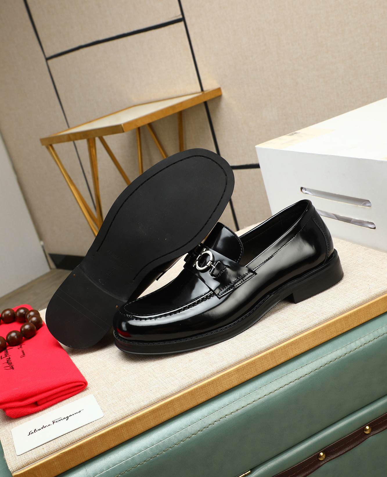 Salvatore Ferragamo Men's Formal Leather Loafers - Classic Elegant Style 5 i1744790520894 1095 0 3