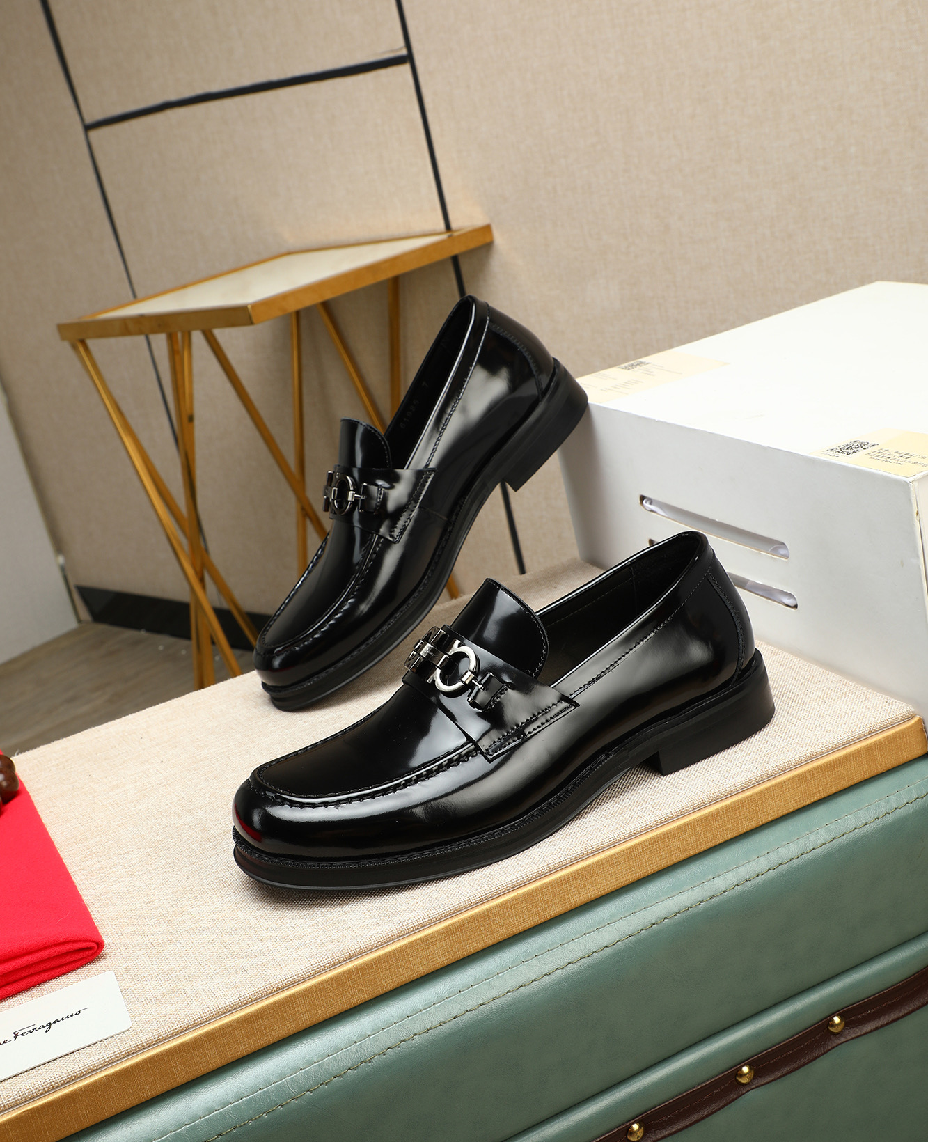 Salvatore Ferragamo Men's Formal Leather Loafers - Classic Elegant Style 4 i1744790520906 1306 0 2