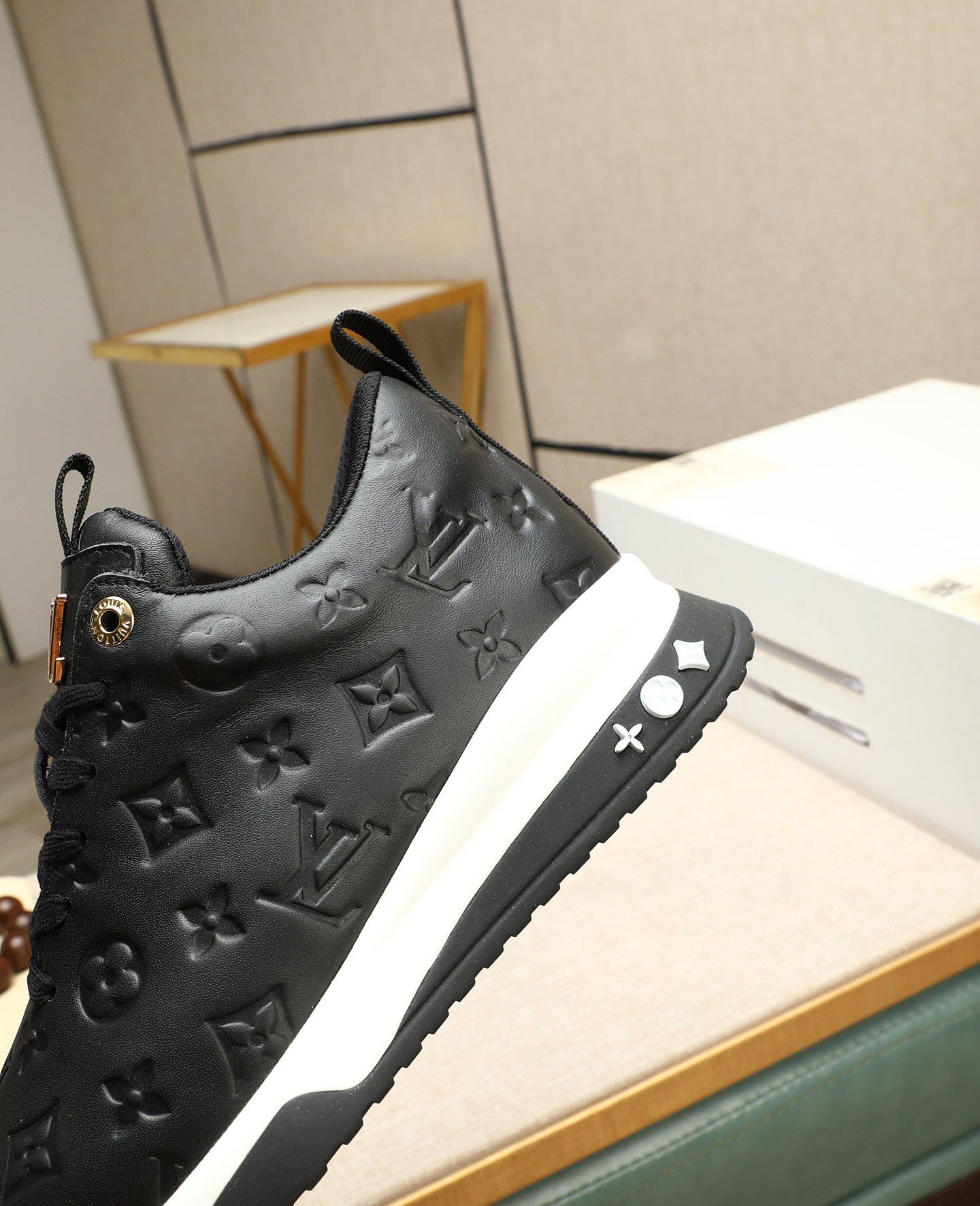 Louis Vuitton Fashion Show Sneakers - Premium Leather, Iconic Design 10 i1745221618406 8222 0 8