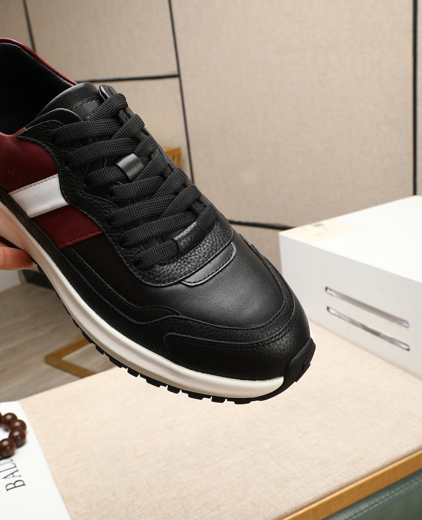 Bally Leather Low-Top Sneakers for Men - Lightweight & Comfortable 8 i1745394305070 564 0 6