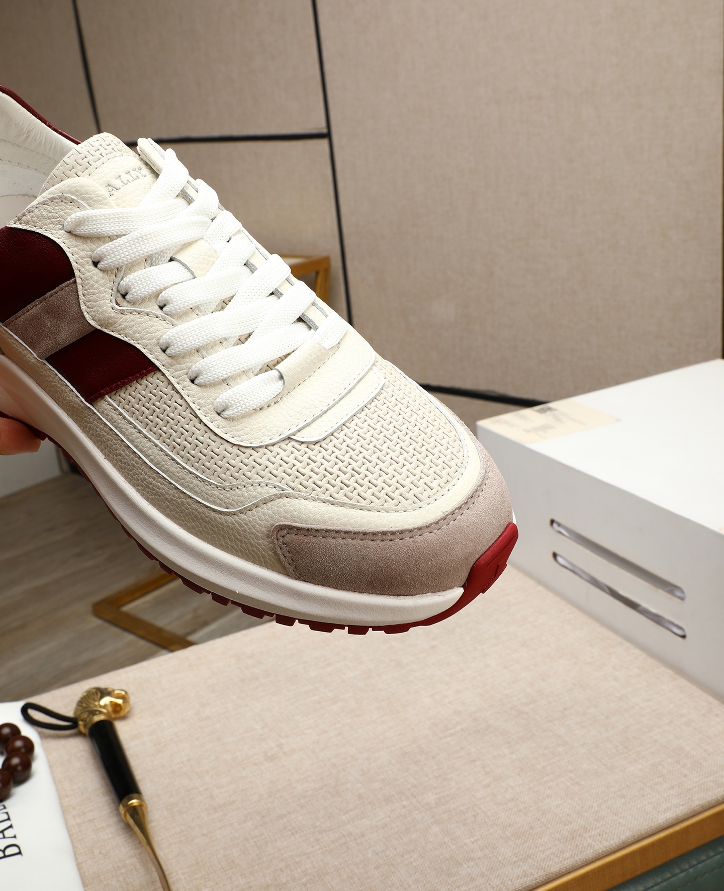 Bally Low-Top Leather Sneakers - Lightweight and Comfortable (Sizes 39-44) 8 i1745394379450 8601 0 6