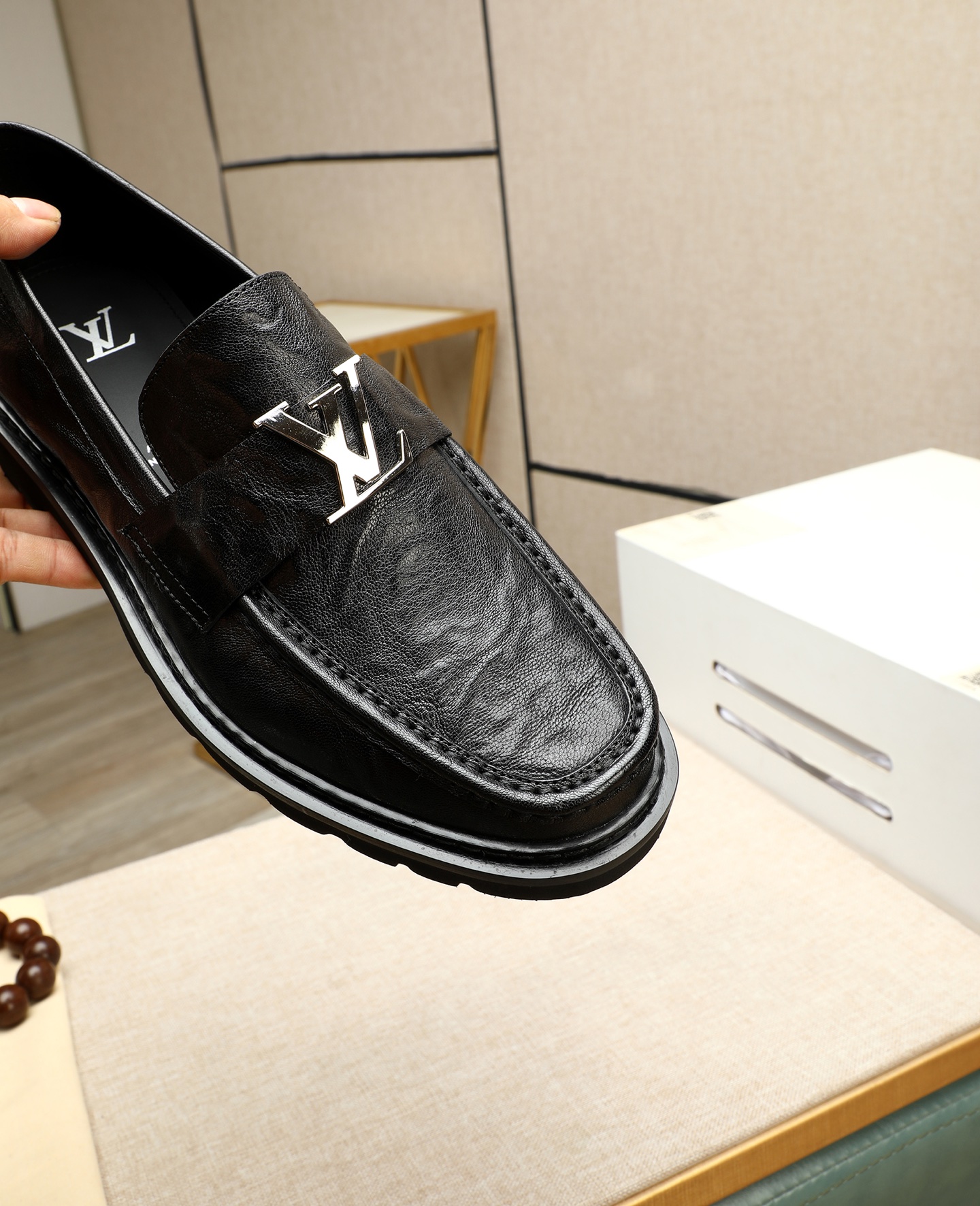 Louis Vuitton Men's Black Leather Loafers - Business Formal Shoes 8 i1745394559793 8536 0 6
