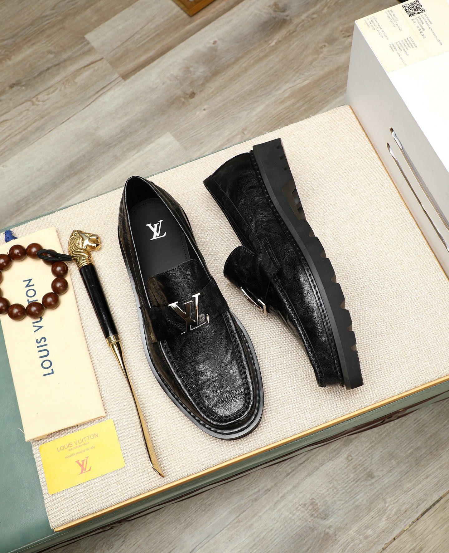 Louis Vuitton Men's Black Leather Loafers - Business Formal Shoes 3 i1745394560973 2677 0 1