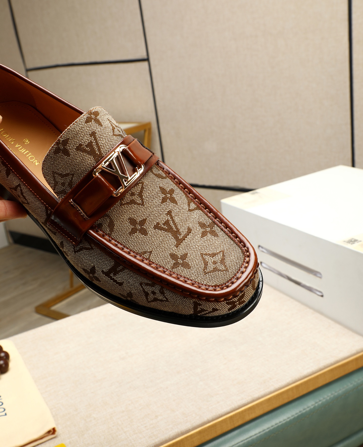 Louis Vuitton Men's Formal Business Leather Loafers, Full Set Package 8 i1745568341268 2825 0 6