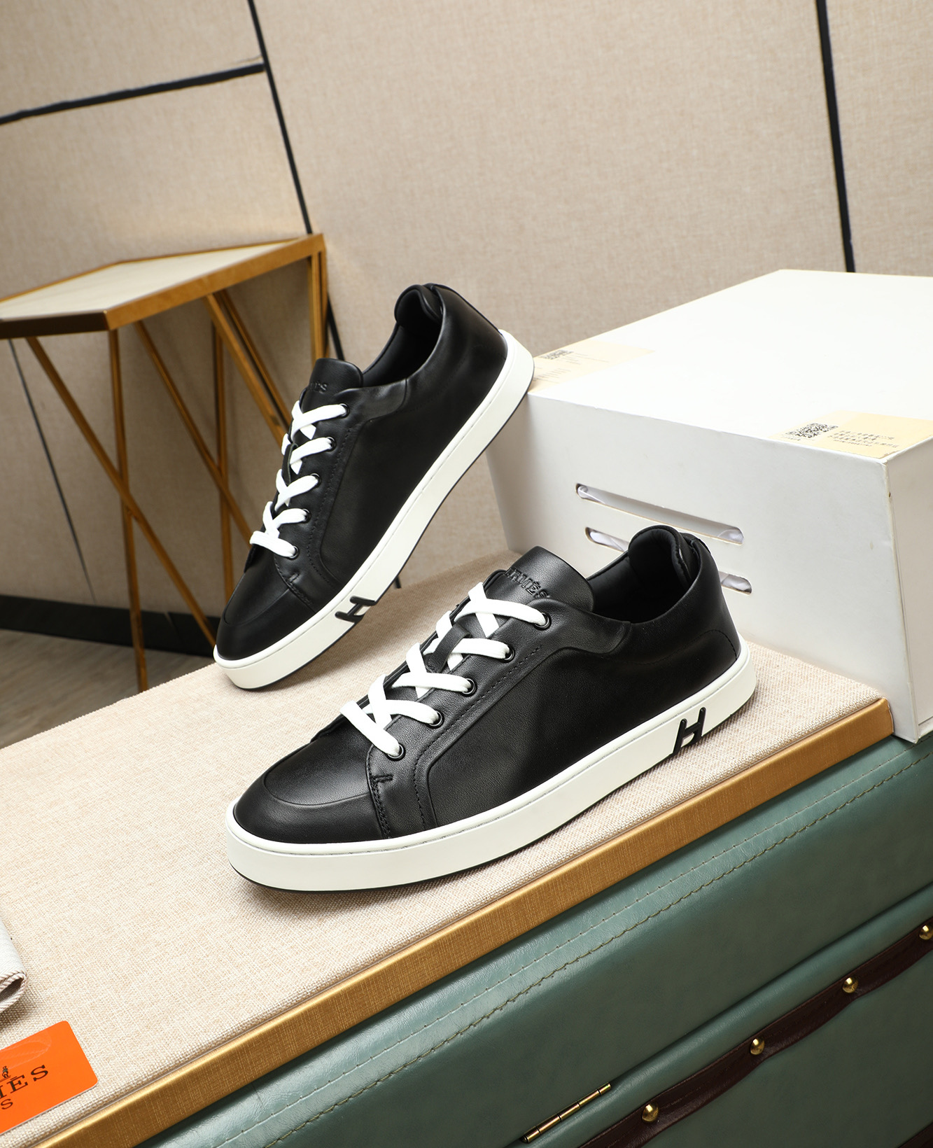 Hermès Bouncing Leather Sneakers for Men - Casual & Stylish (Sizes 38-44) 4 i1745778495766 1000 0 2