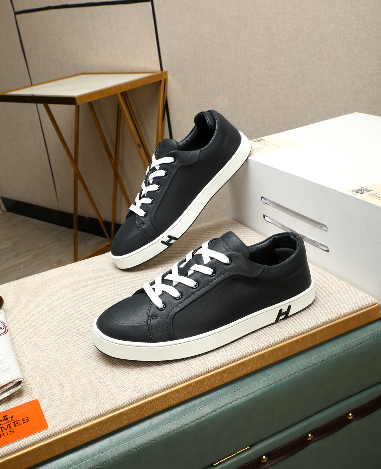 HHermes Bouncing Leather Sneakers, Men's Casual Shoes, Size 38-44 4 i1745778524676 3509 0 2