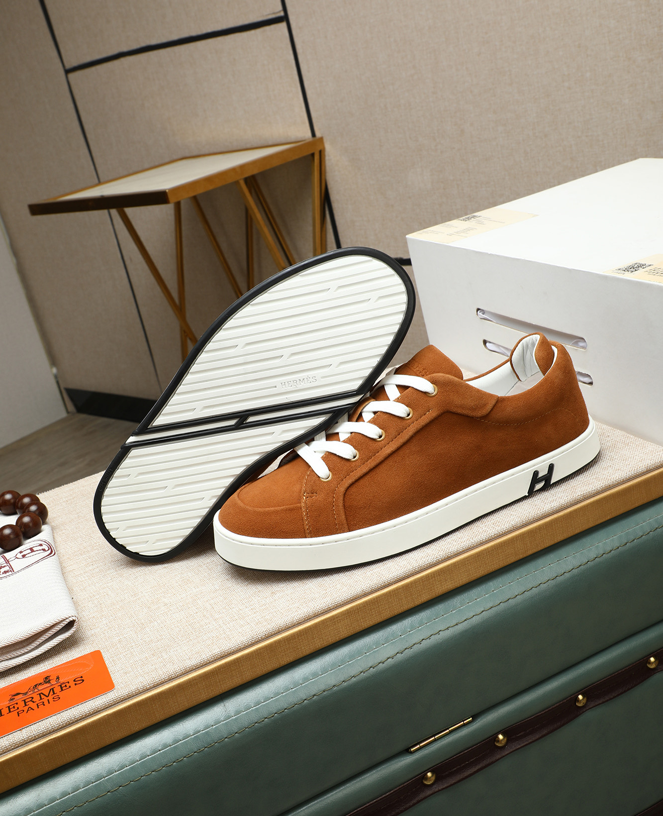 Hermes Men's Bouncing Sneaker: Premium Leather, Stylish Design, Comfort Fit 5 i1745778720480 3429 0 3