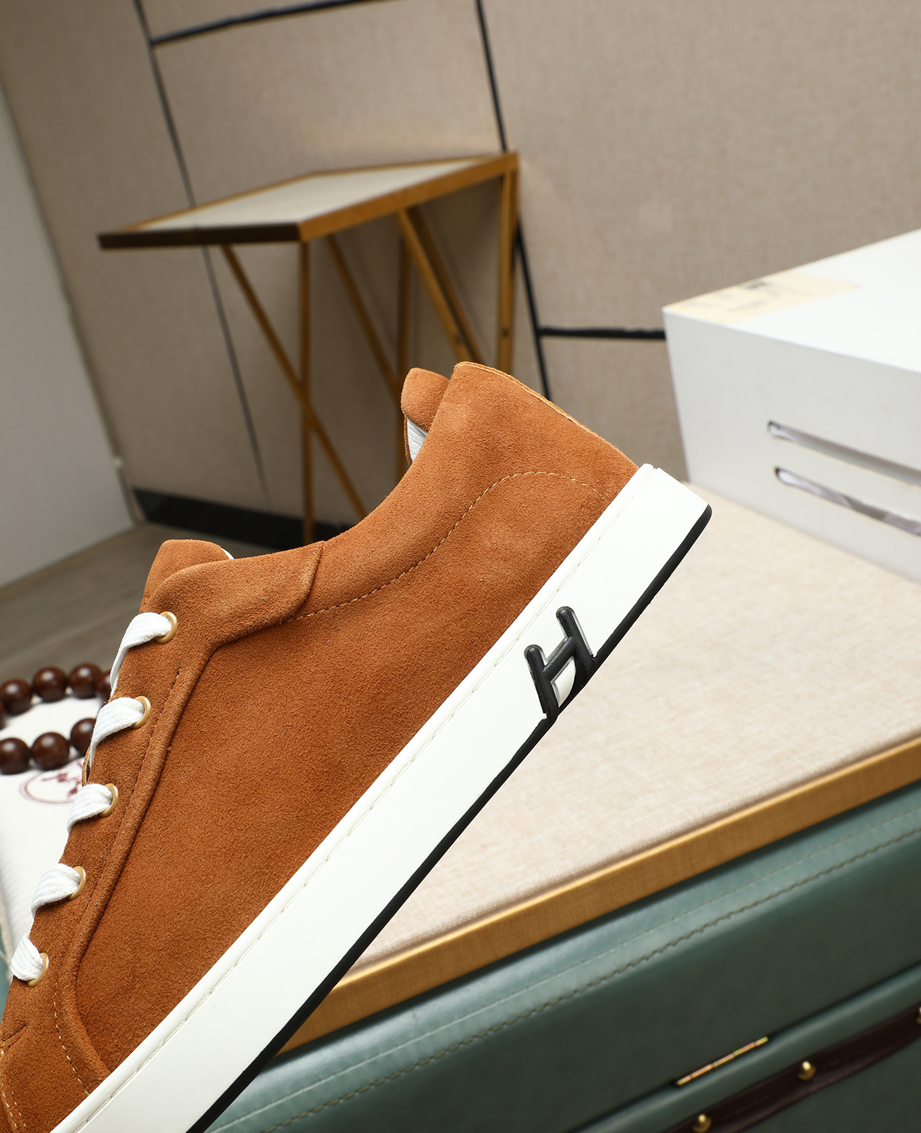 Hermes Men's Bouncing Sneaker: Premium Leather, Stylish Design, Comfort Fit 8 i1745778721275 5096 0 6