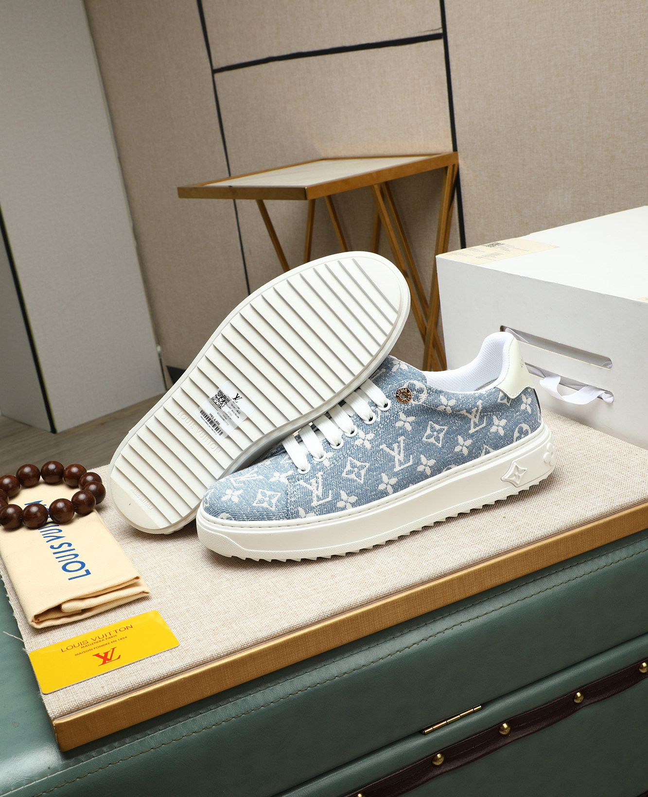 Louis Vuitton 2025 Runway Sneakers - Calfskin Leather, Original Design 5 i1746773621993 2171 0 3