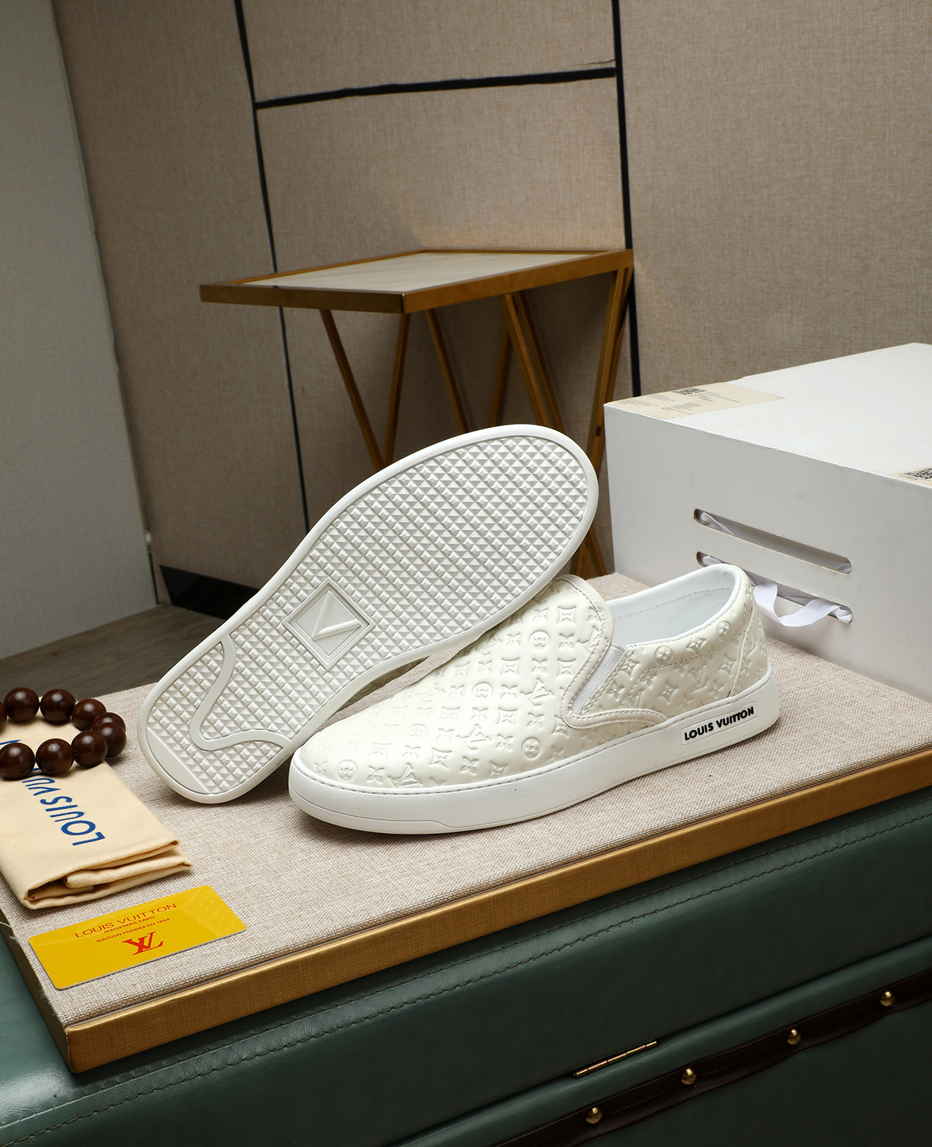 Louis Vuitton 2025 Milan Fashion Week White Leather Slip-On Sneakers 5 i1746773939101 9982 0 3