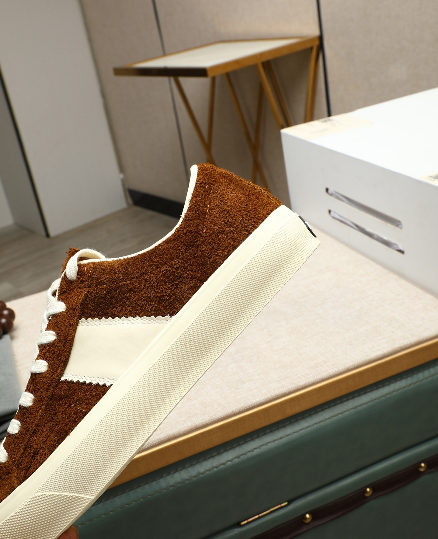 Tom Ford Suede Low-Top Sneakers, Stylish Casual Shoes for Men & Women 10 i1747031225060 5036 0 8