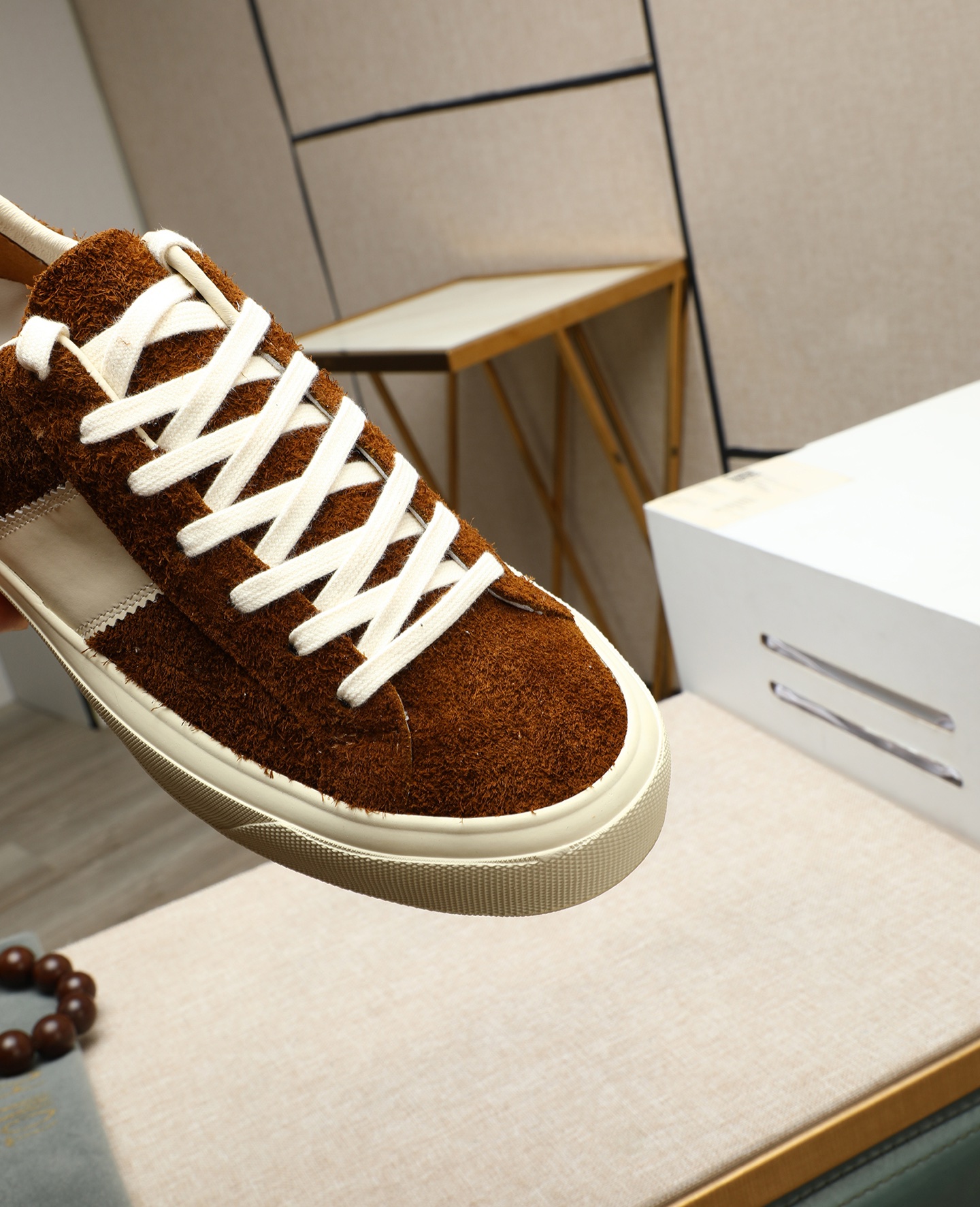 Tom Ford Suede Low-Top Sneakers, Stylish Casual Shoes for Men & Women 8 i1747031225641 4035 0 6