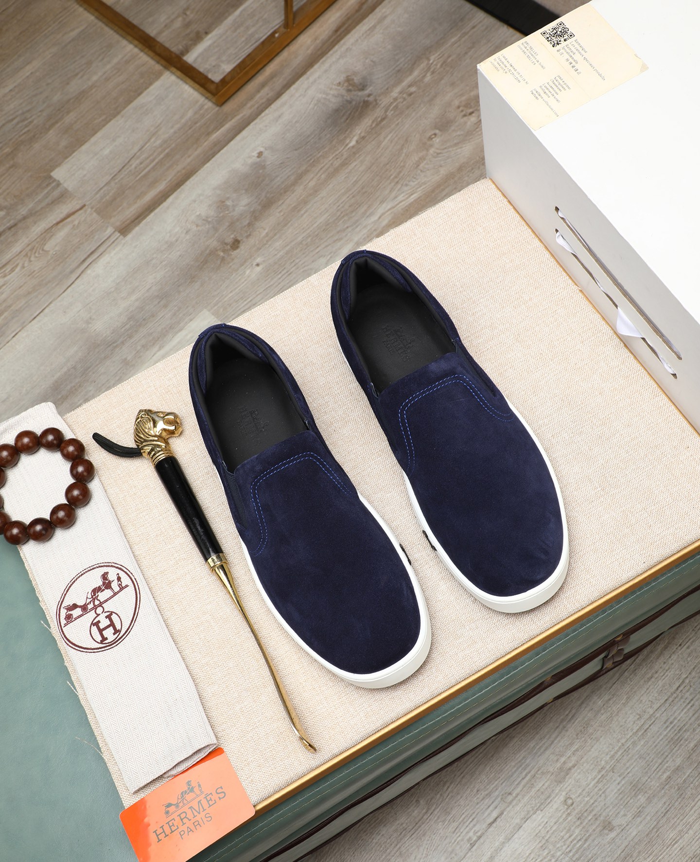 NO:351477,【HERMES】HERMES - High-end quality Original single - Upper matte calfskin, laser punch brand totem craft, shoe elastic telescopic belt, shoe tongue silk screen brand logo - Imported inner lining mixed cowhide - Outsole ultralight TPR·rubber; molded outsole - Ultra-high quality control·fine workmanship highlighted (high-end, noble, grade) -Size 39-44 (38, 45, 46, custom made)·,,hermes,hermes,cowhide19860909【 HERMES】爱马仕  -高端品质 原单 -鞋面磨砂小牛皮、激光打孔品牌图腾工艺、鞋口松紧伸缩带、鞋舌丝印品牌logo -内里进口混种牛皮 -大底超轻TPR·橡胶；成型大底 -超高品控·做工精细凸显(高端·贵气·档次) -Size 39-44（38, 45,46,可订做)·,,hermes,hermes,cowhide,Men's shoes