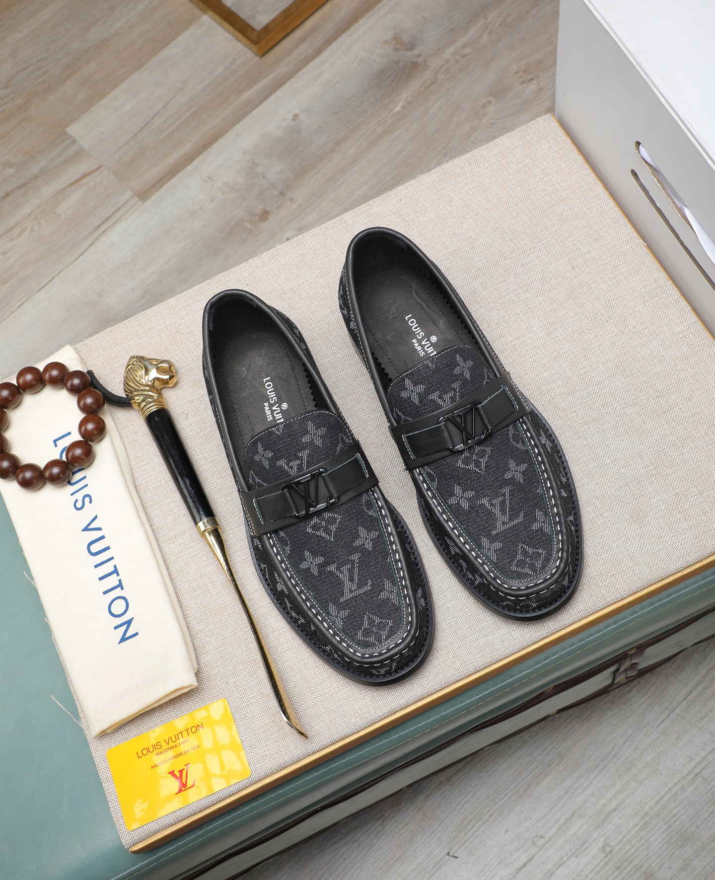 NO:745355,(Water dyed cowhide) Louis Vuitton* high-end Louis Vuitton counter latest model formal business leather shoes original highest quality!  Imported Italian calfskin fabric, cowhide lining, original outsole, formal code number: 3844 (customized 45 46), louis vuitton, louis vuitton, cowhide19860909（水染牛里）Louis Vuitton* 高端 路易威登 专柜最新款 正装商务皮鞋原版最高品质！进口意大利小牛皮面料牛皮内里 原版大底 正装码数:3844（45 46订做）,,louis vuitton,louis vuitton,cowhide,Men's shoes