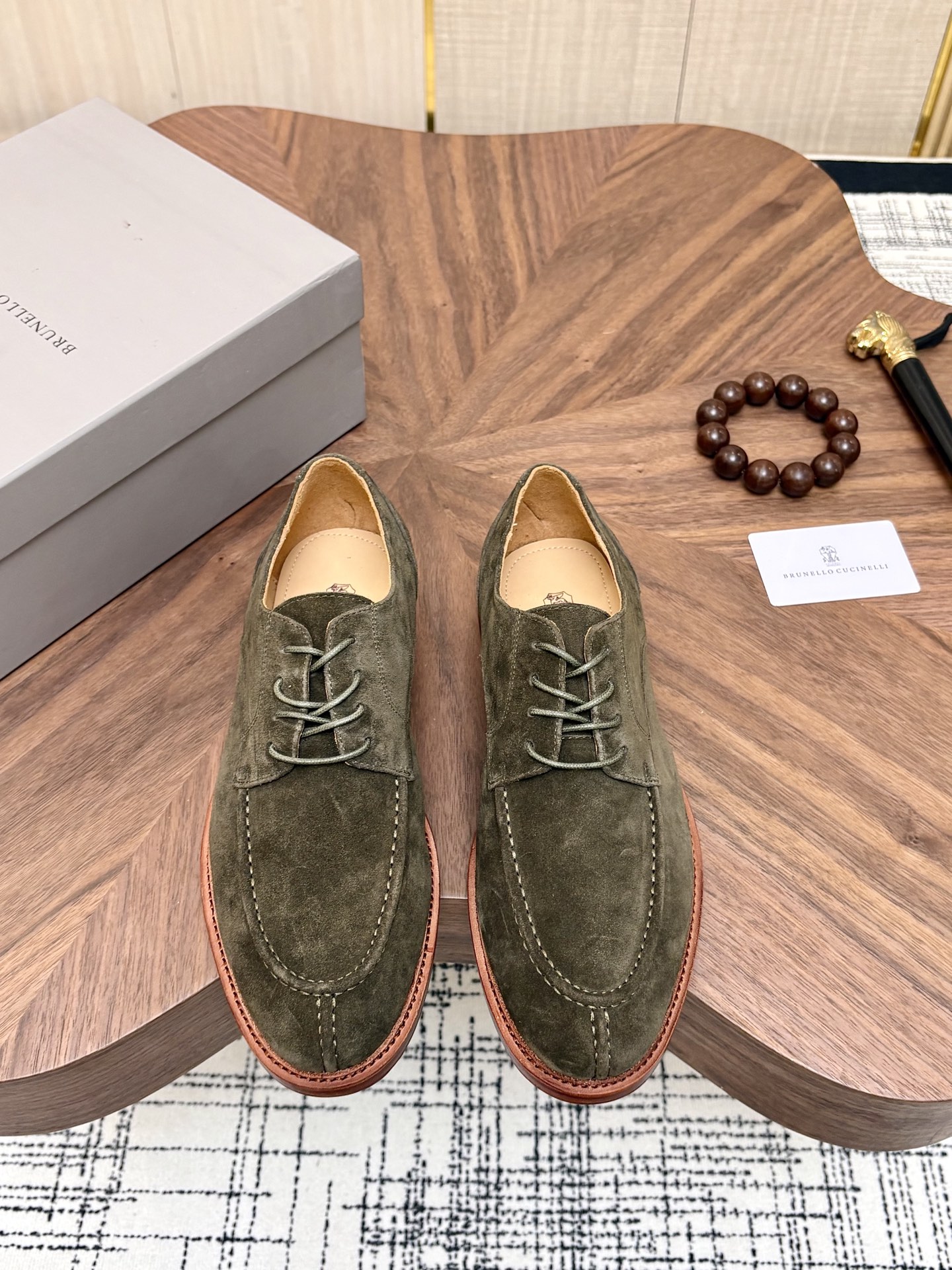 NO:885853,Brand BC standard men's size 39-44 (38.45.46. Can be customized). Same style as the official website. Original quality. Material: original cowhide and velvet. Water-dyed cowhide lining. Original genuine leather outsole. Style category: men's fashion casual leather shoes. Distinguished big-name luxury elements. Top luxury. Color actual picture, cowhide, Leather soles19860909品牌BC 标准码男码39–44（38.45.46.可以定做） 等级官网同款 原单品质 材料原版牛皮牛绒 水染牛皮内里 原版真皮大底 款式类别男士时尚休闲皮鞋 尊贵的大牌奢侈品元素顶级奢华 颜色实物图,,cowhide,Leather soles,Men's shoes