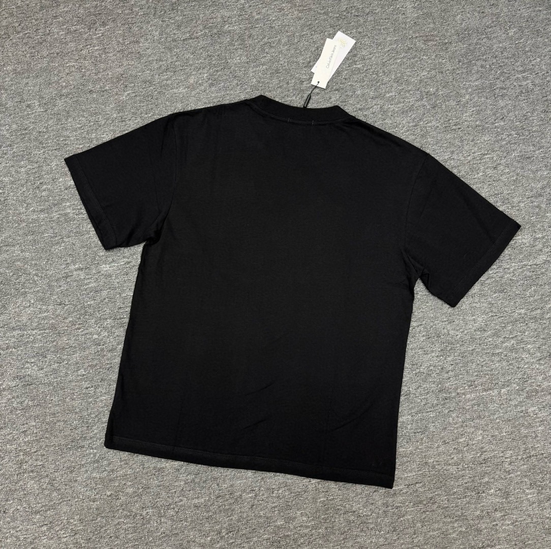 Calvin Klein CK Classic Logo T-shirt: Original Customized Design, Premium Quality. - 图片 3