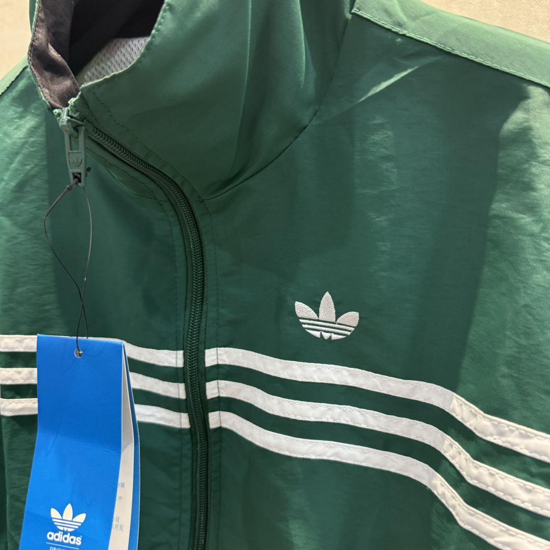 Adidas Originals Men's SST Track Jacket Embroidered Lightweight Coat 5 i1722854941 6879 0