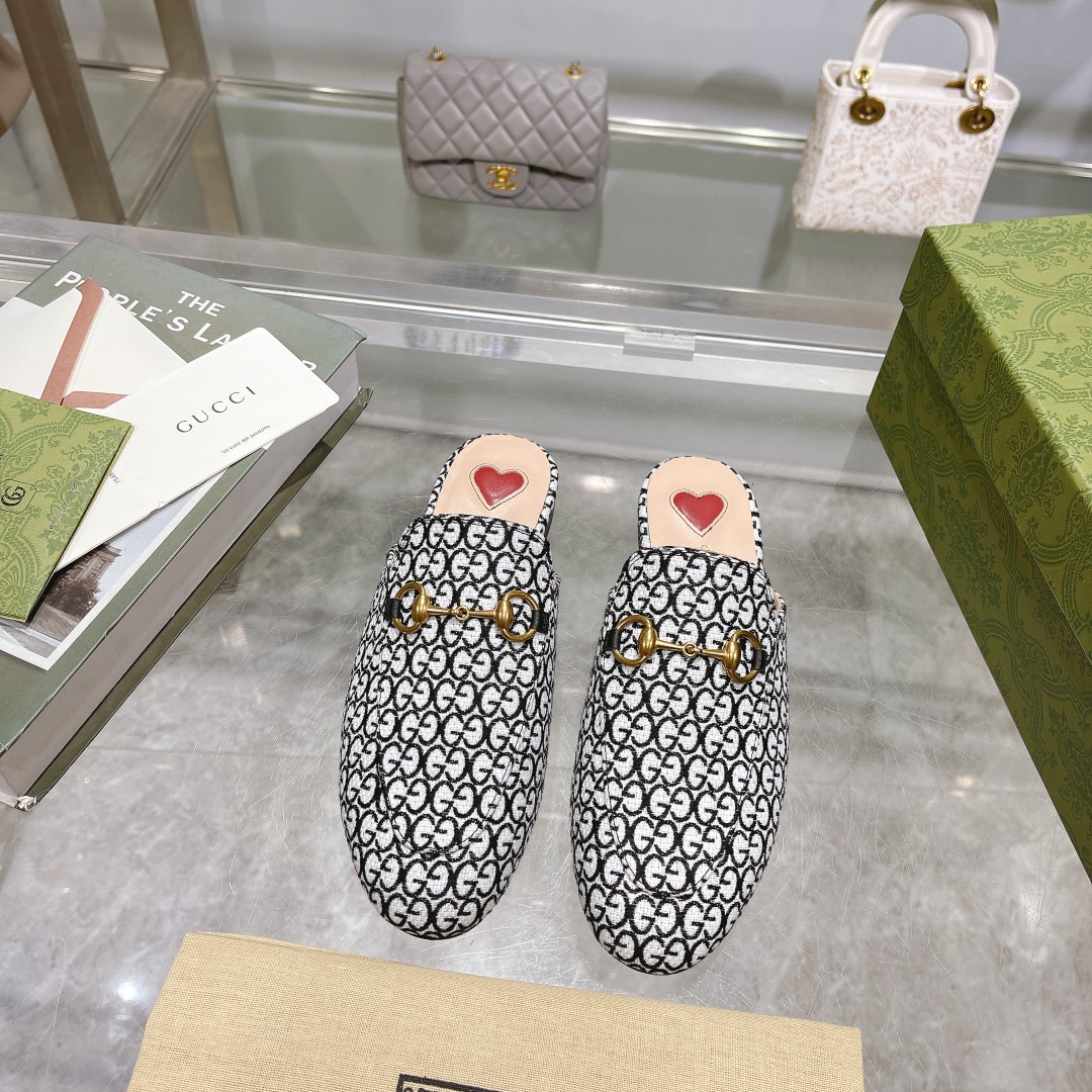 NO:389916,【1803-A, black, size 35-40.41 customized】 Single shoe series fabric: double G pattern cloth, original 1:1, inner foot padding cowhide, original bronze gold horse buckle, Italian original leather outsole [Inner matching certificate/cloth bag/tool ​​bag, etc. full set of packaging], semi-torch, cowhide, Leather soles19860909【1803-A,黑,35-40码.41订做】 单鞋系列面料:双G图案布,原版1:1,内里垫脚牛皮,原版古铜金马衔扣,意大利原版真皮大底［内配合格证／布袋／手提袋等全套包装］,半拖,cowhide,Leather soles,Women's Shoes