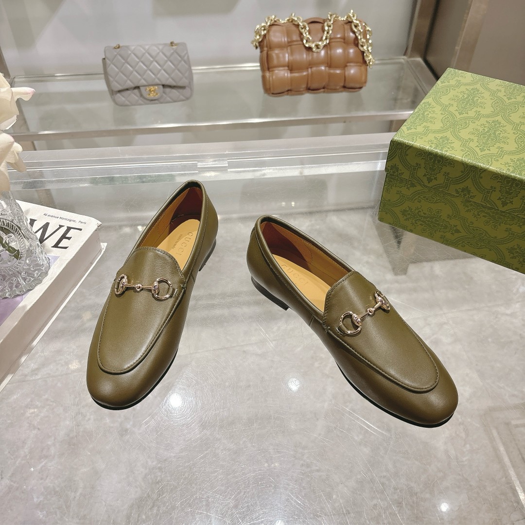 NO:749607,[1819-1 green, size 35-40. 41 custom-made] Single shoe series fabrics are made of top-quality original cowhide, inner padding cowhide, original bronze gold horsebit, original Italian leather outsole [complete with certificate/bag/handbag and other packaging], half drag, cowhide, Leather soles19860909【1819-1 绿,35-40码.41订做】 单鞋系列面料顶级原版牛皮,内里垫脚牛皮,原版古铜金马衔扣,意大利原版真皮大底［内配合格证／布袋／手提袋等全套包装］,半拖,cowhide,Leather soles,Women's Shoes