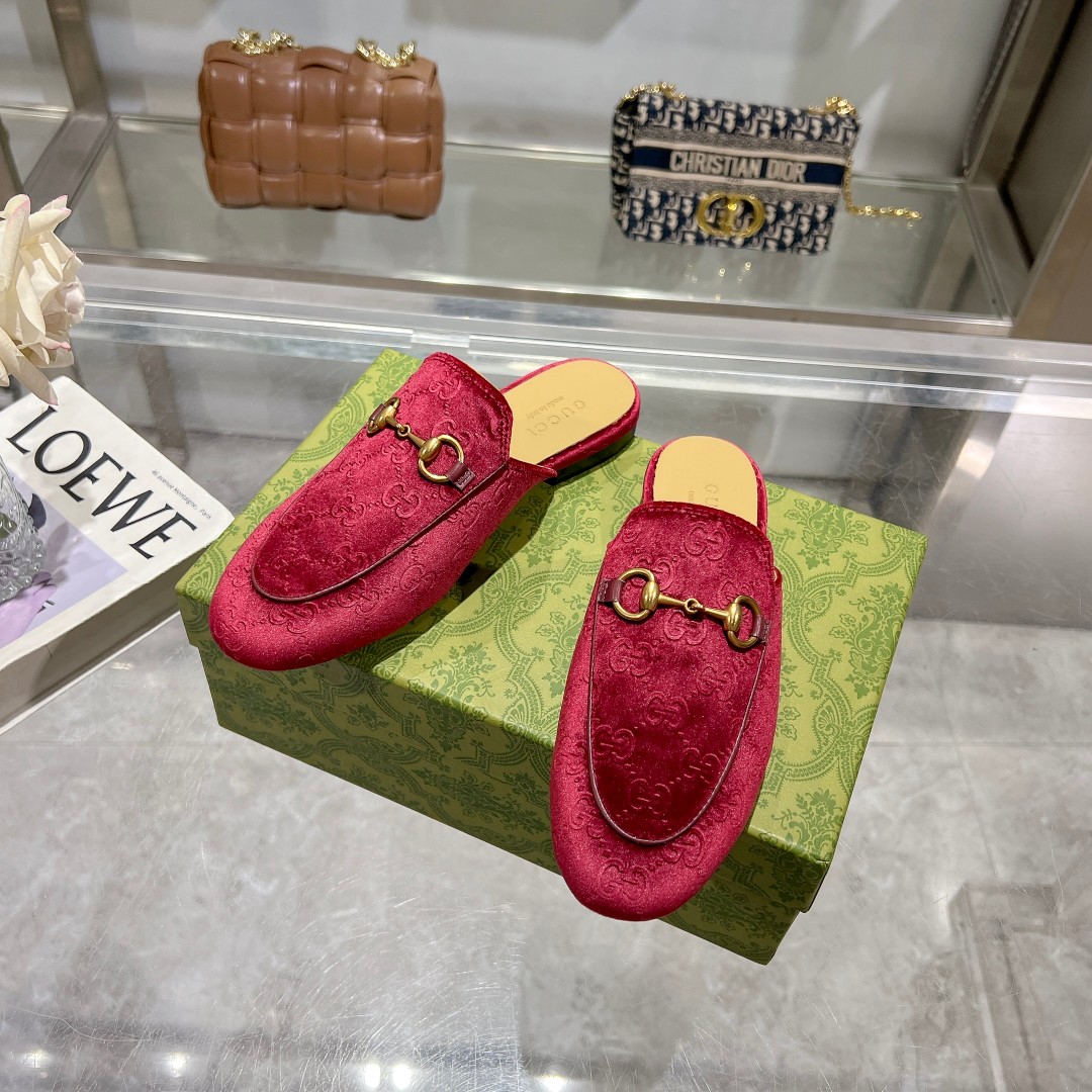 Gucci Jordaan Velvet Loafers with Horsebit Detail - Women's Flat Mules