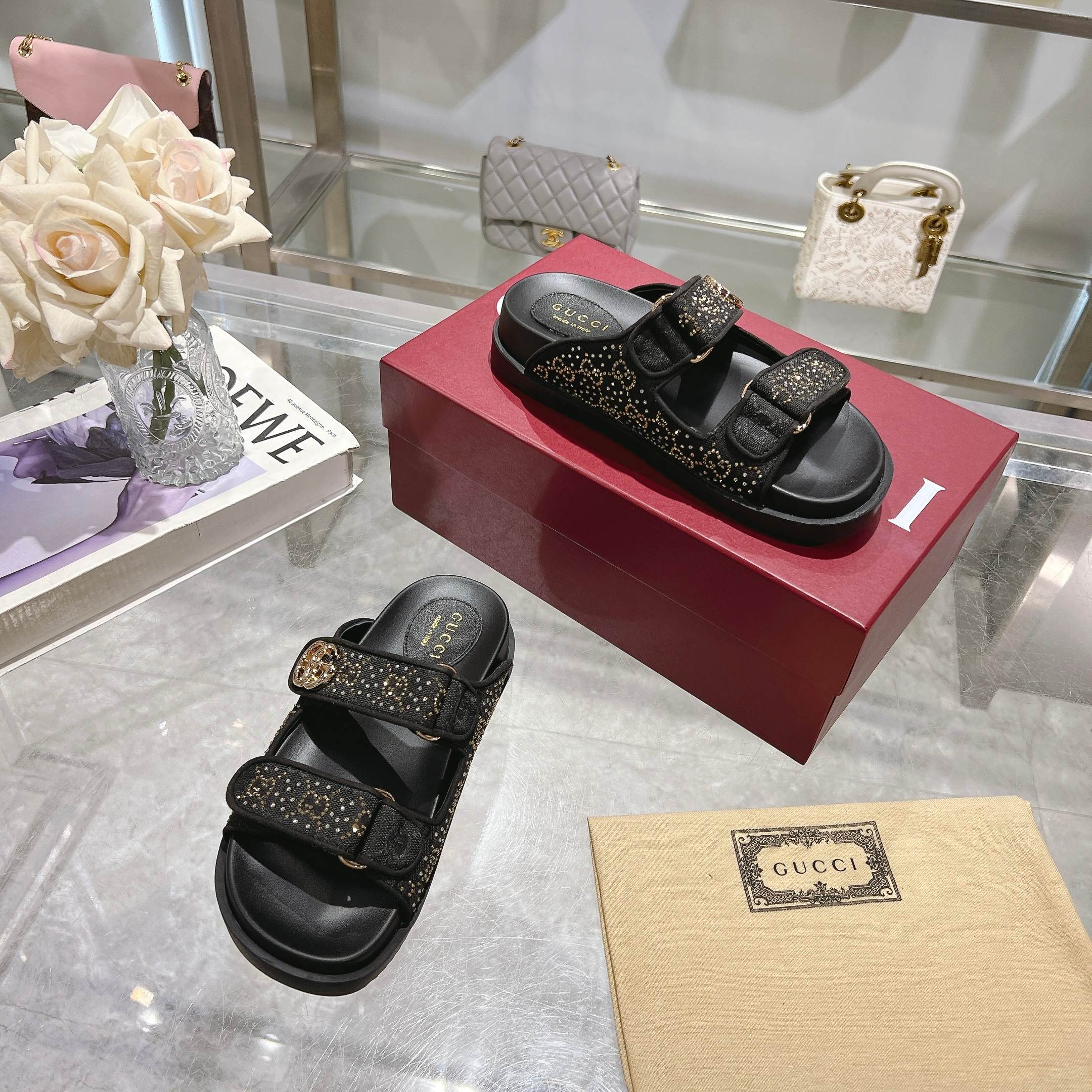 Gucci Women's Crystal Embellished Double G Flat Sandals 8 a1737312761914 0030