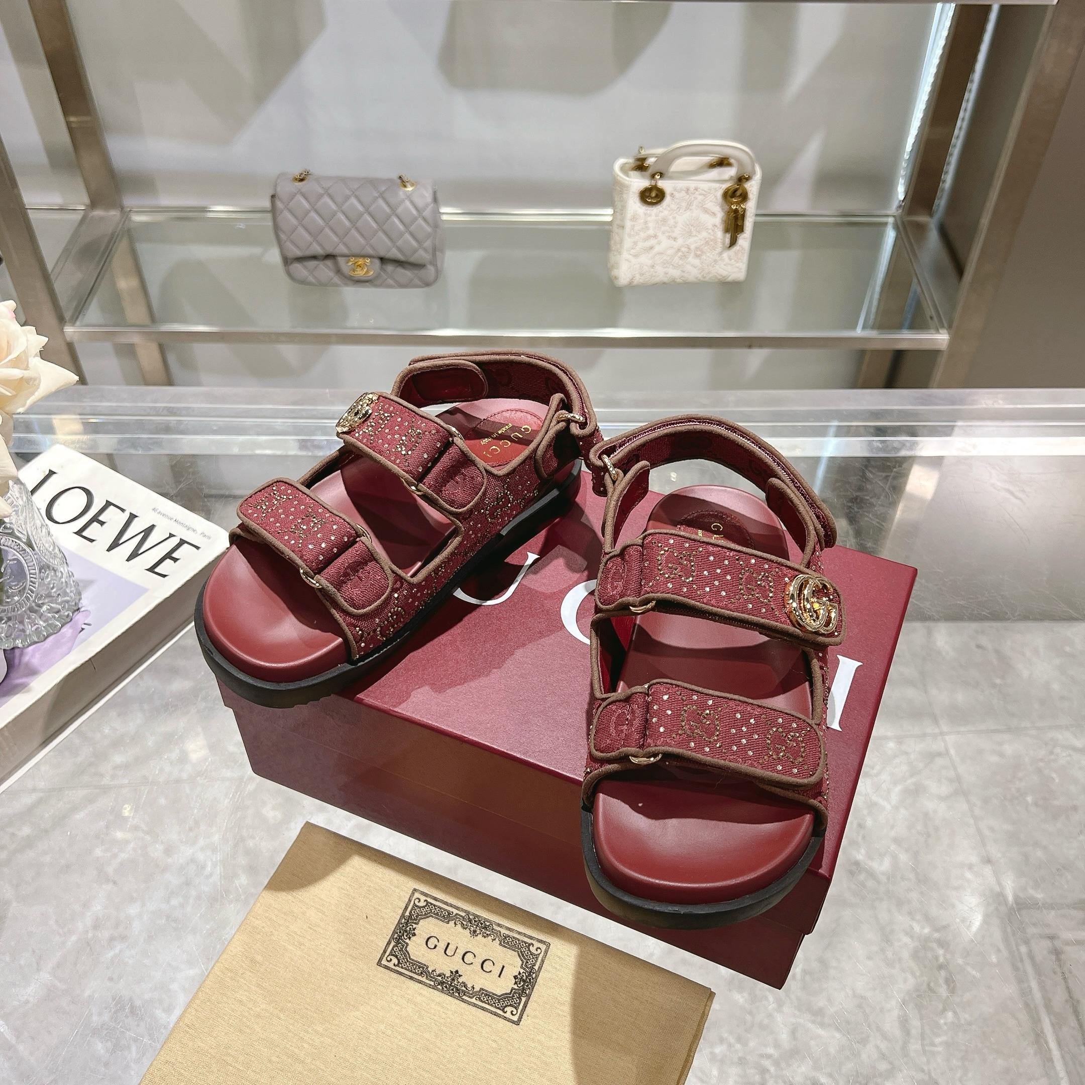 Gucci Women's Pink Crystal Canvas Flat Sandals with Double G Accent 4 a1737312992247 4218